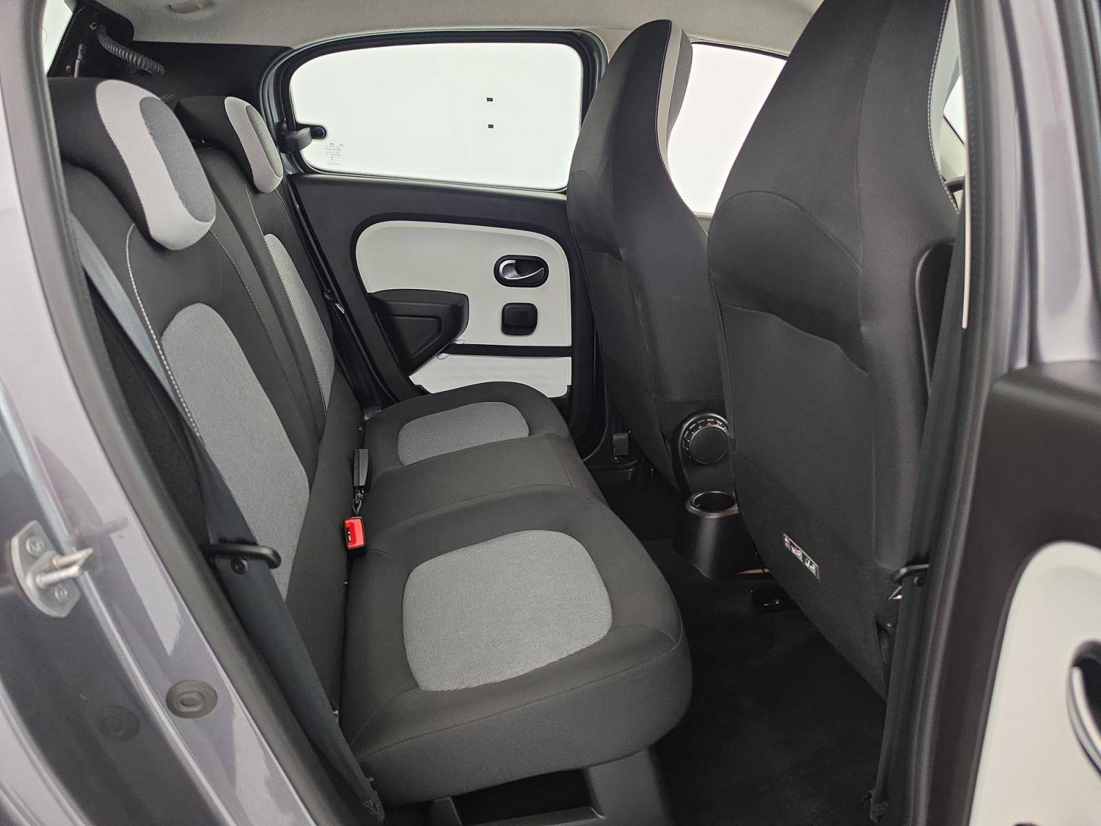 Vente en ligne Renault Twingo Electrique Twingo III E-Tech au prix de 14 890 €