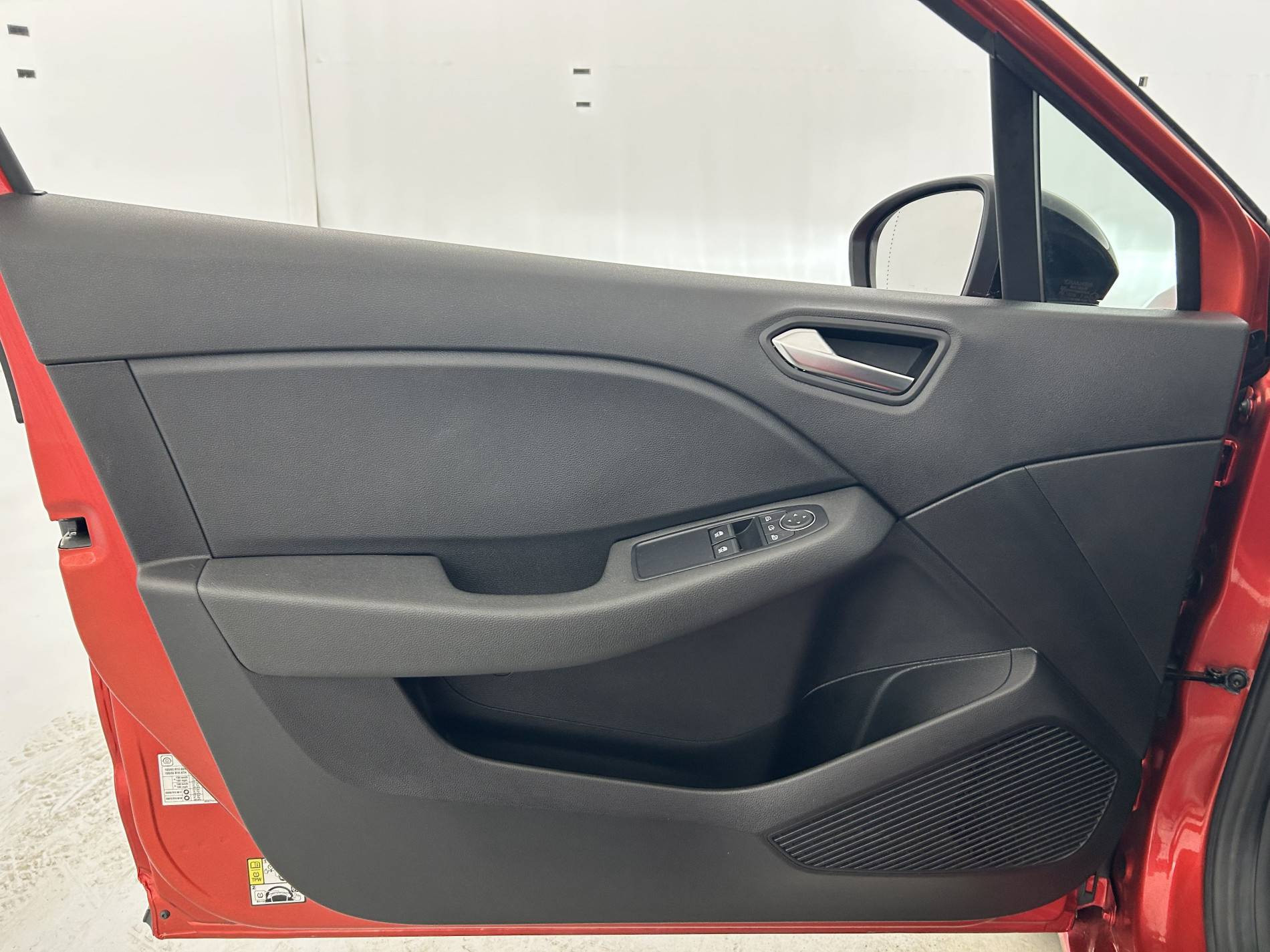 Vente en ligne Renault Clio 5 Clio TCe 90 - 21 au prix de 12 390 €