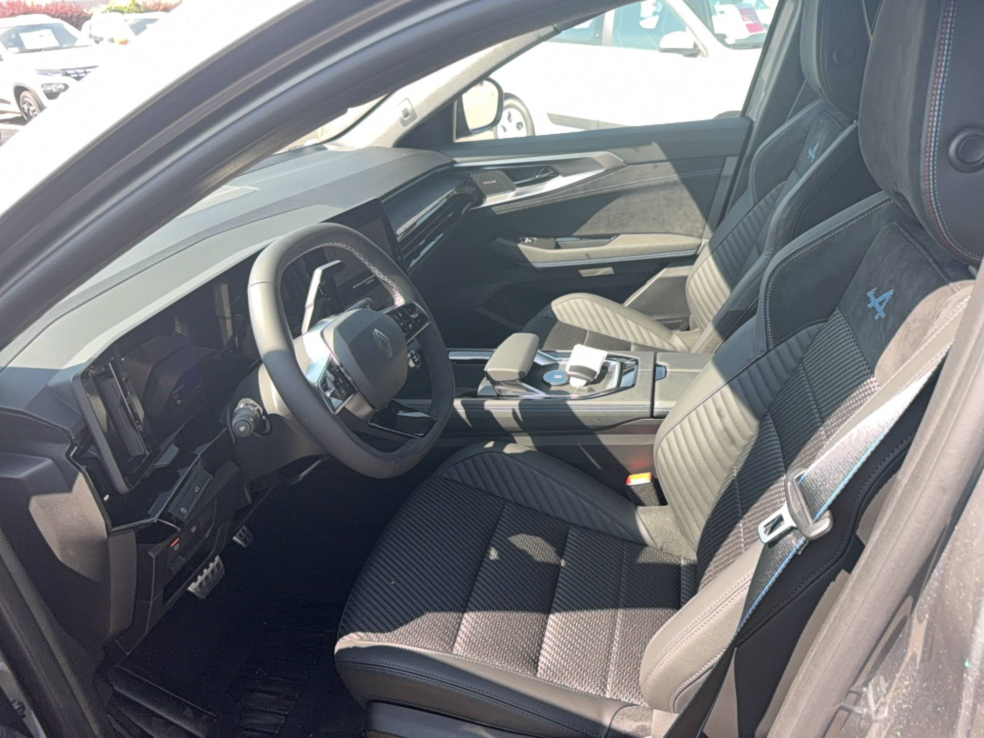 Vente en ligne Renault Austral  full hybrid E-Tech 200 ch au prix de 43 690 €