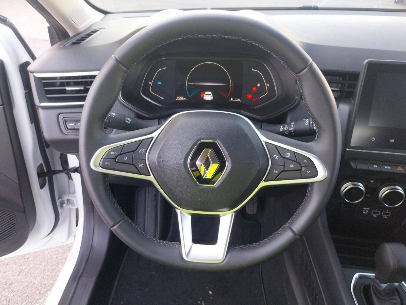 Vente en ligne Renault Clio 5 Clio E-Tech full hybrid 145 au prix de 17 350 €