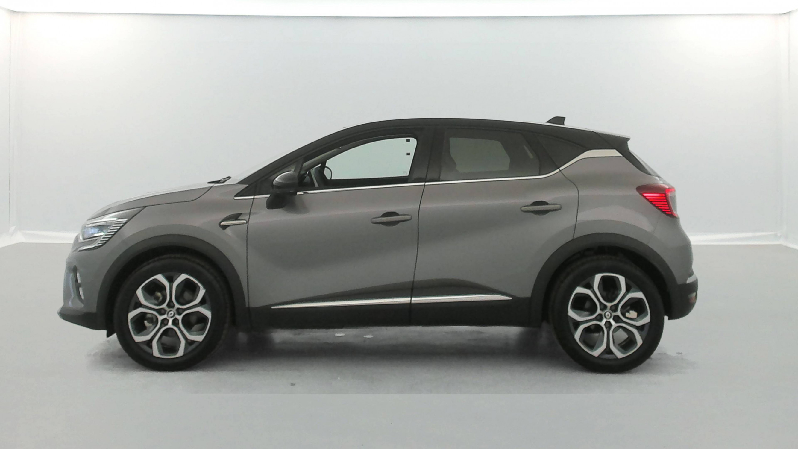 Vente en ligne Renault Captur  E-Tech full hybrid 145 au prix de 20 490 €