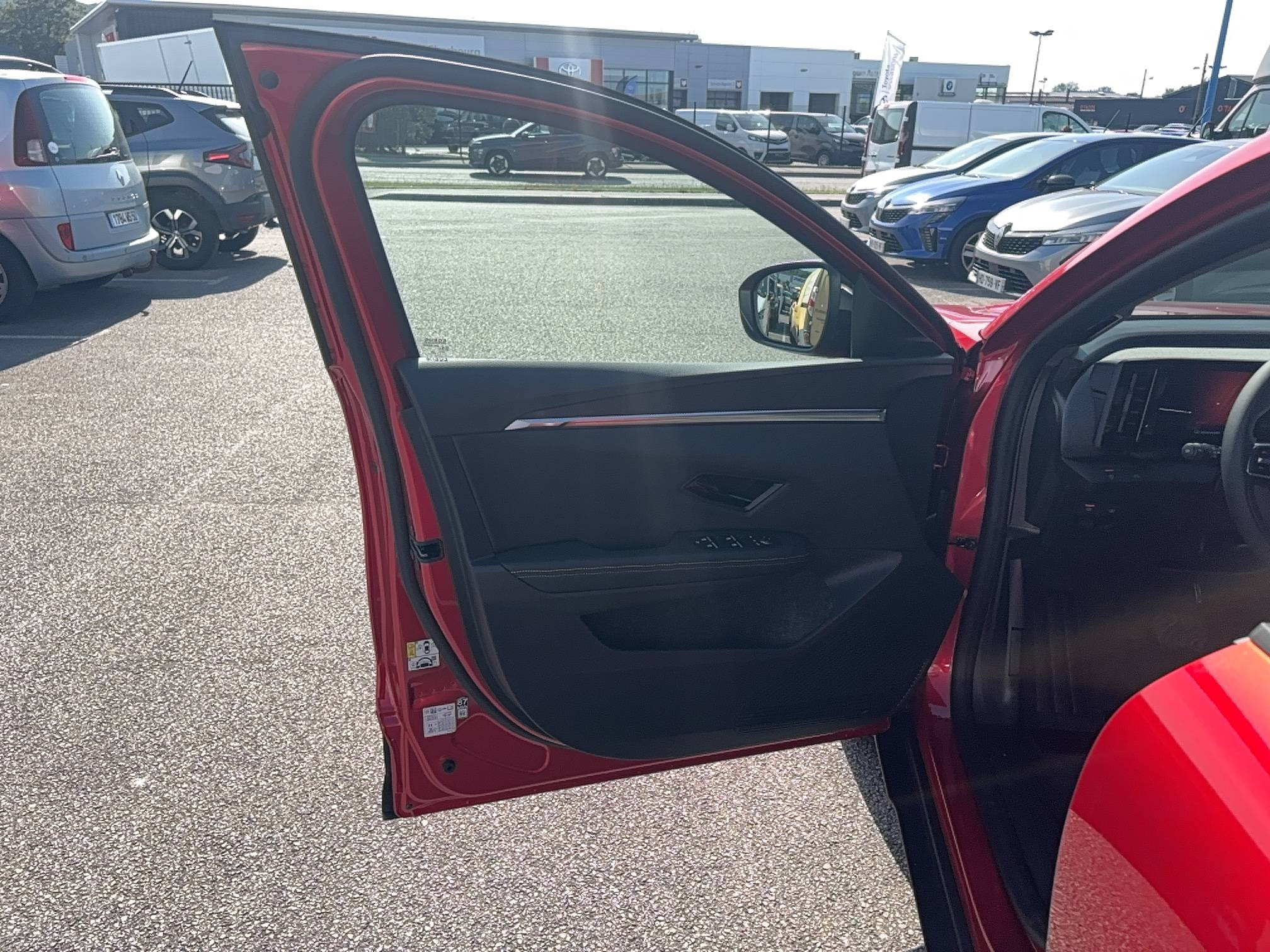 Vente en ligne Renault Scenic E-Tech Scenic E-Tech électrique 220 ch grande autonomie au prix de 44 900 €