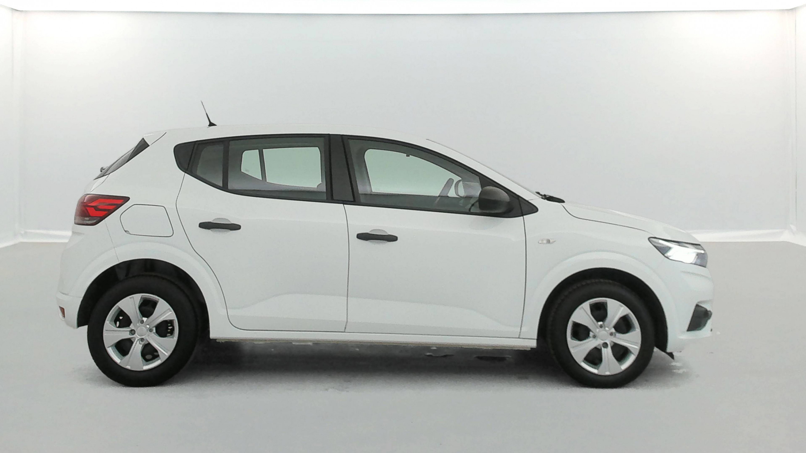 Vente en ligne Dacia Sandero  ECO-G 100 au prix de 11 790 €