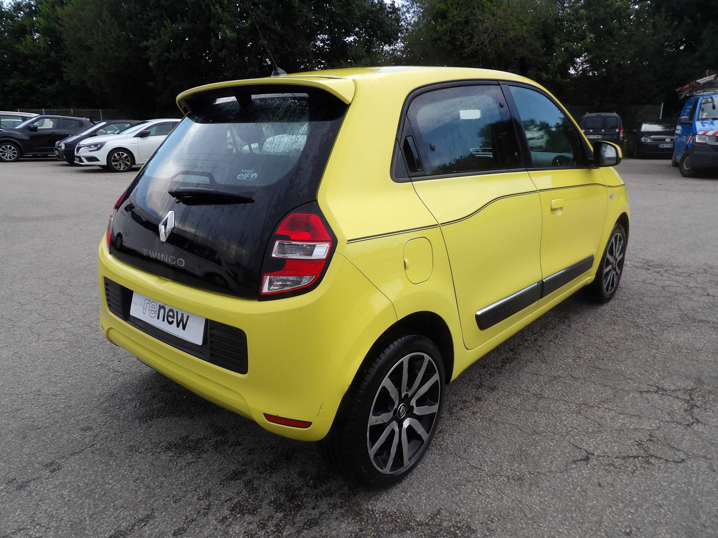 Vente en ligne Renault Twingo 3  1.0 SCe 70 eco2 Stop & Start au prix de 7 499 €