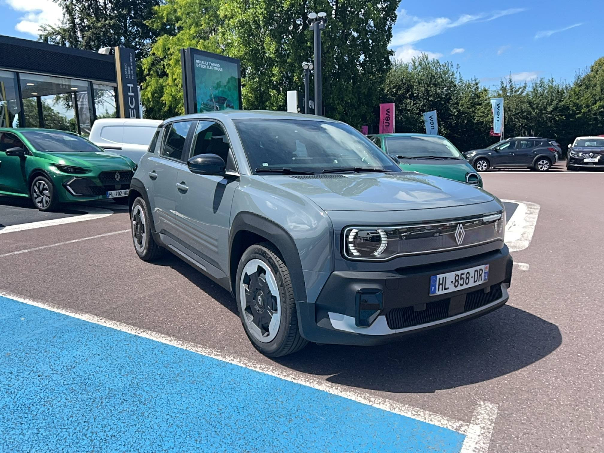 Vente en ligne Renault R4 E-Tech  150 ch autonomie confort au prix de 31 990 €
