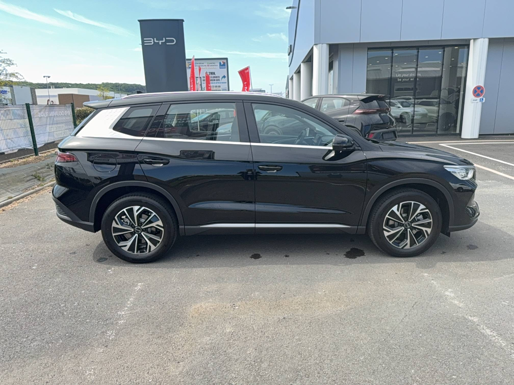 Vente en ligne Byd Sealion 5  1.5l DM-i 212 ch PHEV au prix de 28 490 €