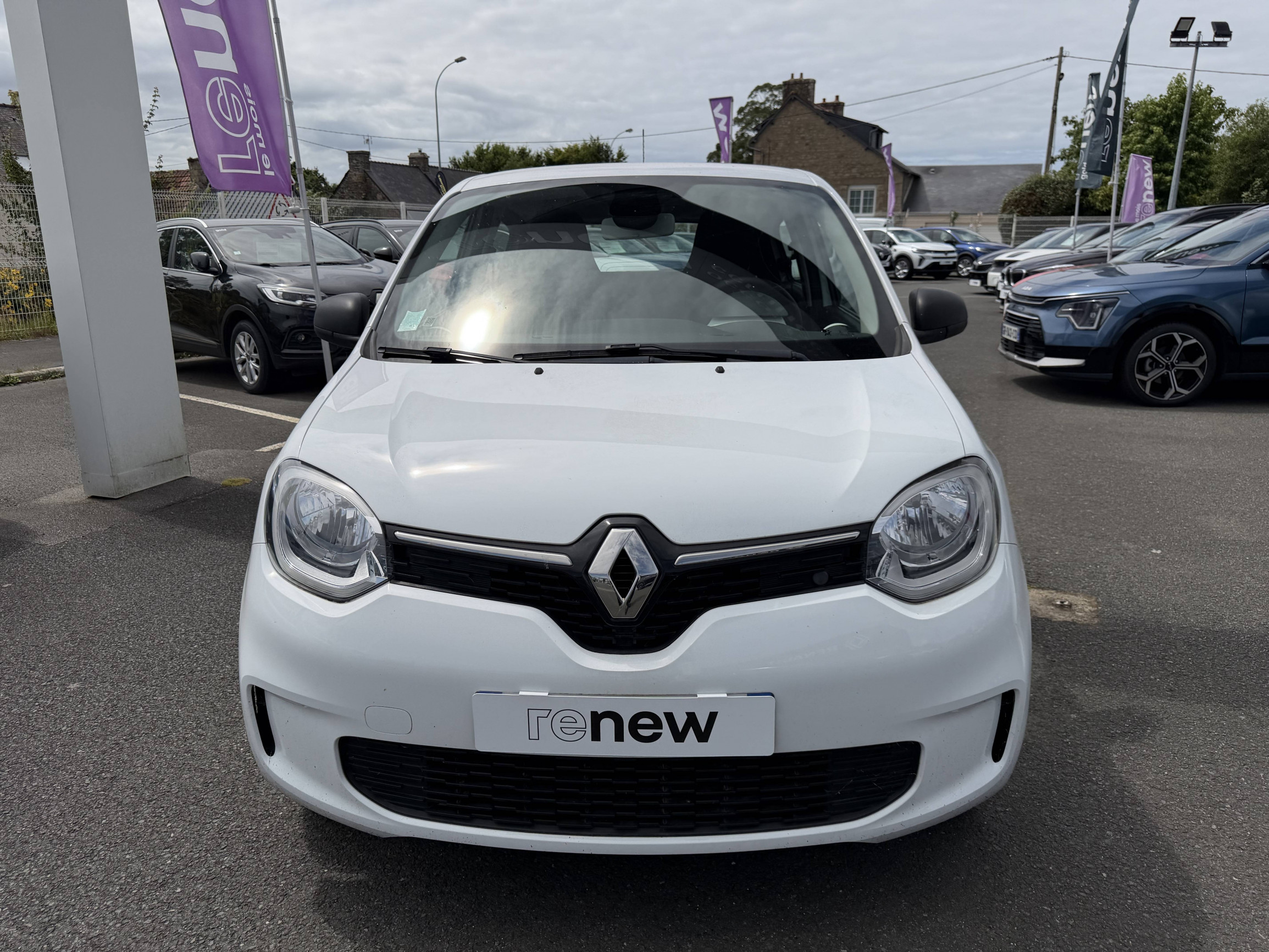 Vente en ligne Renault Twingo Electrique Twingo III E-Tech au prix de 11 490 €