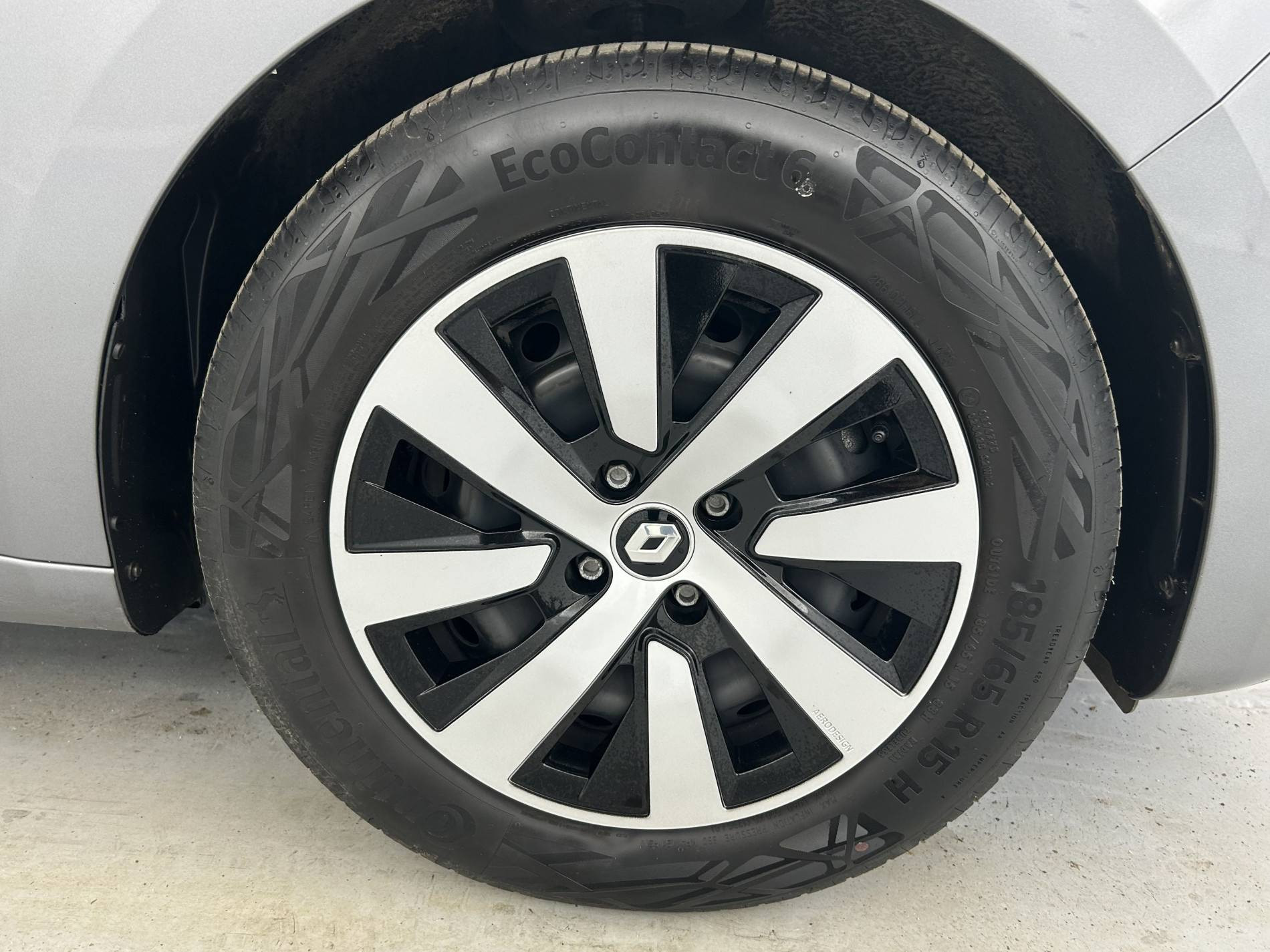 Vente en ligne Renault Clio 5 Clio TCe 90 au prix de 14 790 €