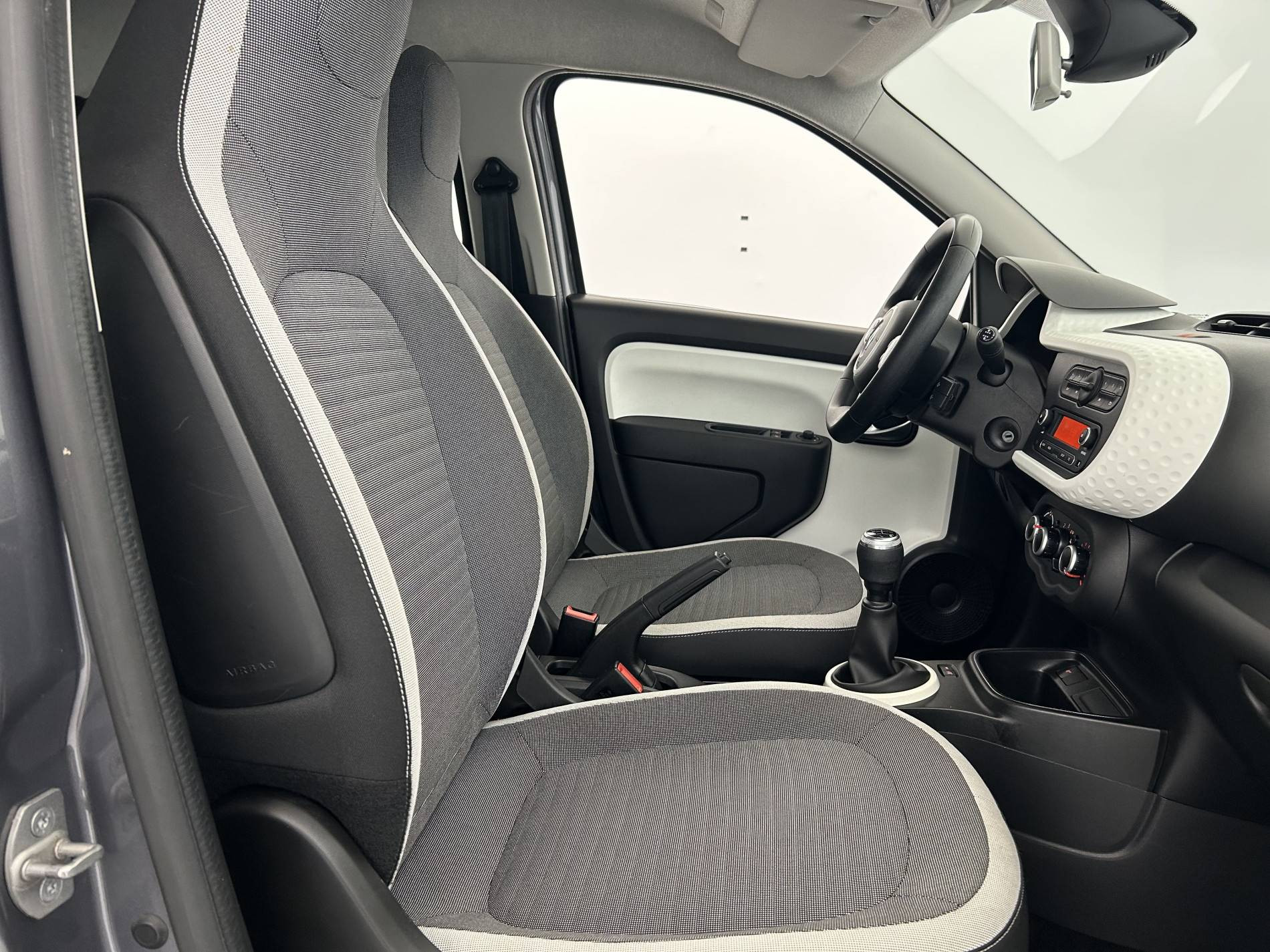 Vente en ligne Renault Twingo 3  SCe 75 - 20 au prix de 10 390 €