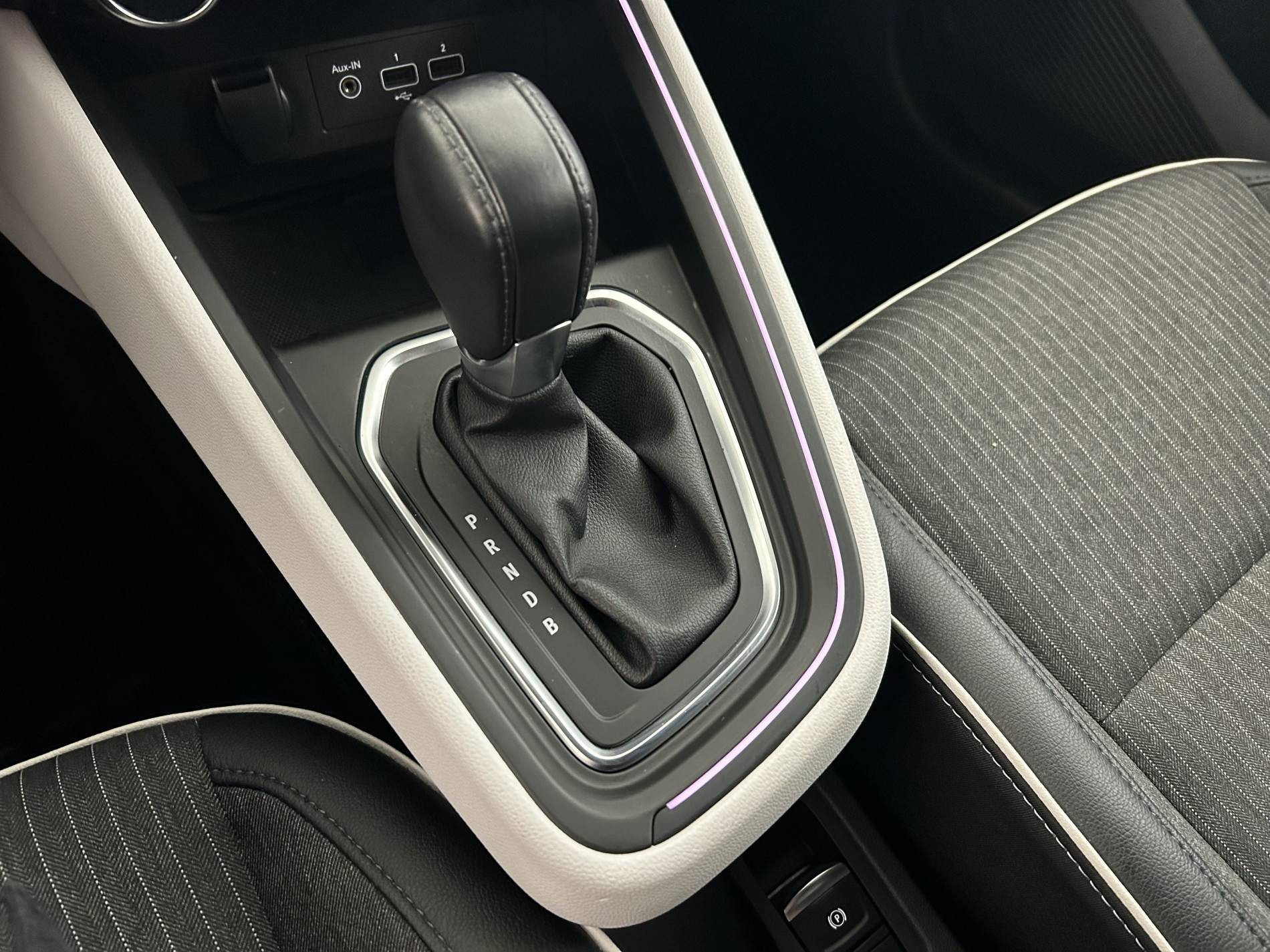 Vente en ligne Renault Clio 5 Clio E-Tech 140 - 21N au prix de 16 990 €