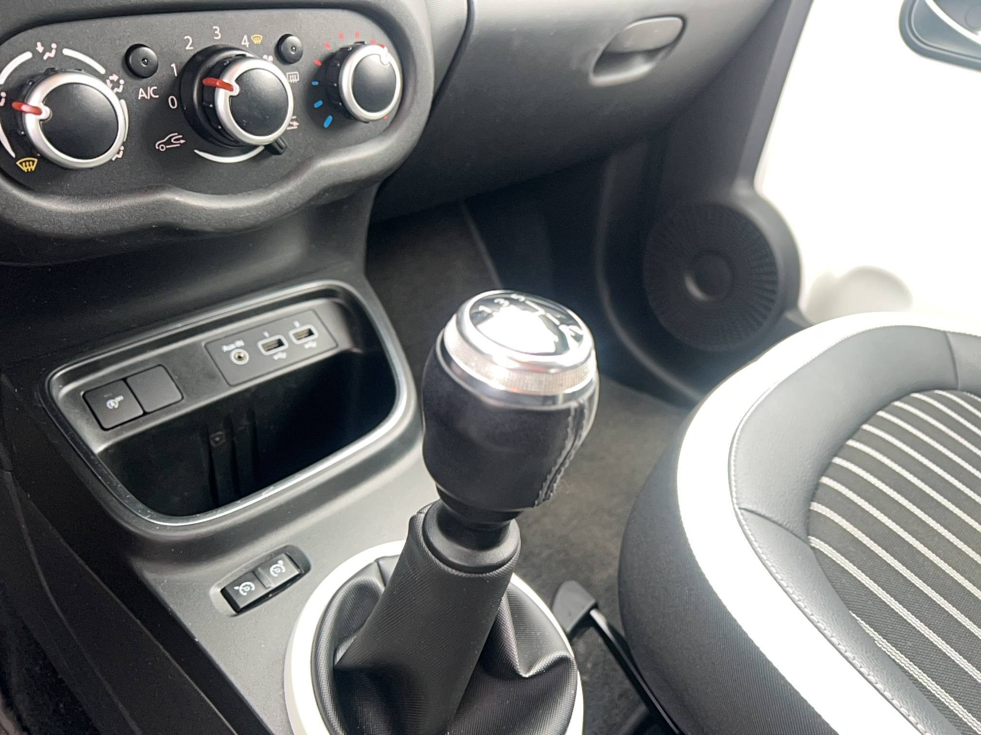 Vente en ligne Renault Twingo 3  SCe 65 au prix de 10 591 €