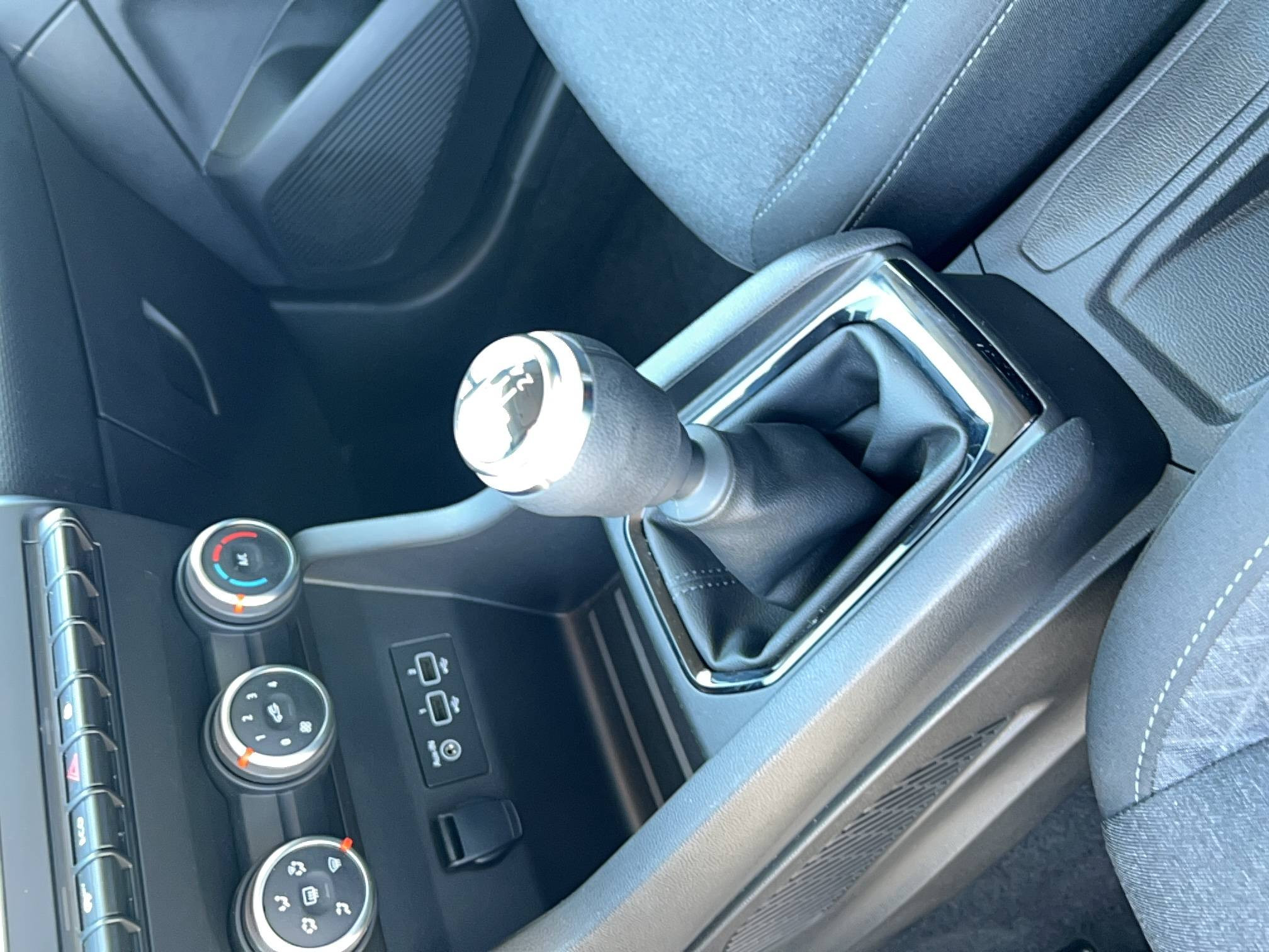 Vente en ligne Renault Clio 5 Clio TCe 90 au prix de 13 990 €