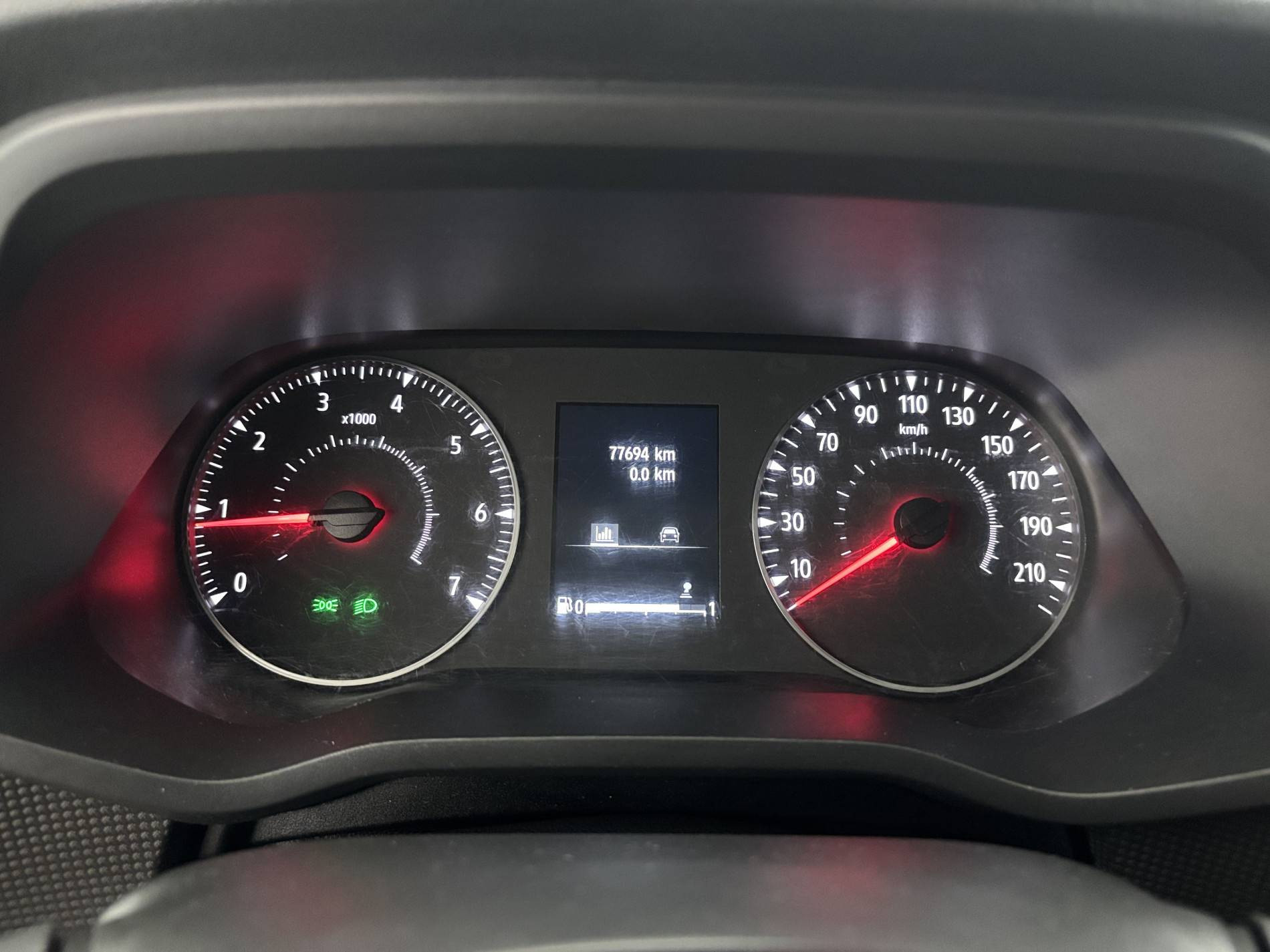 Vente en ligne Renault Trafic 3 Fourgon TRAFIC FGN L1H1 2800 KG BLUE DCI 110 au prix de 21 490 €