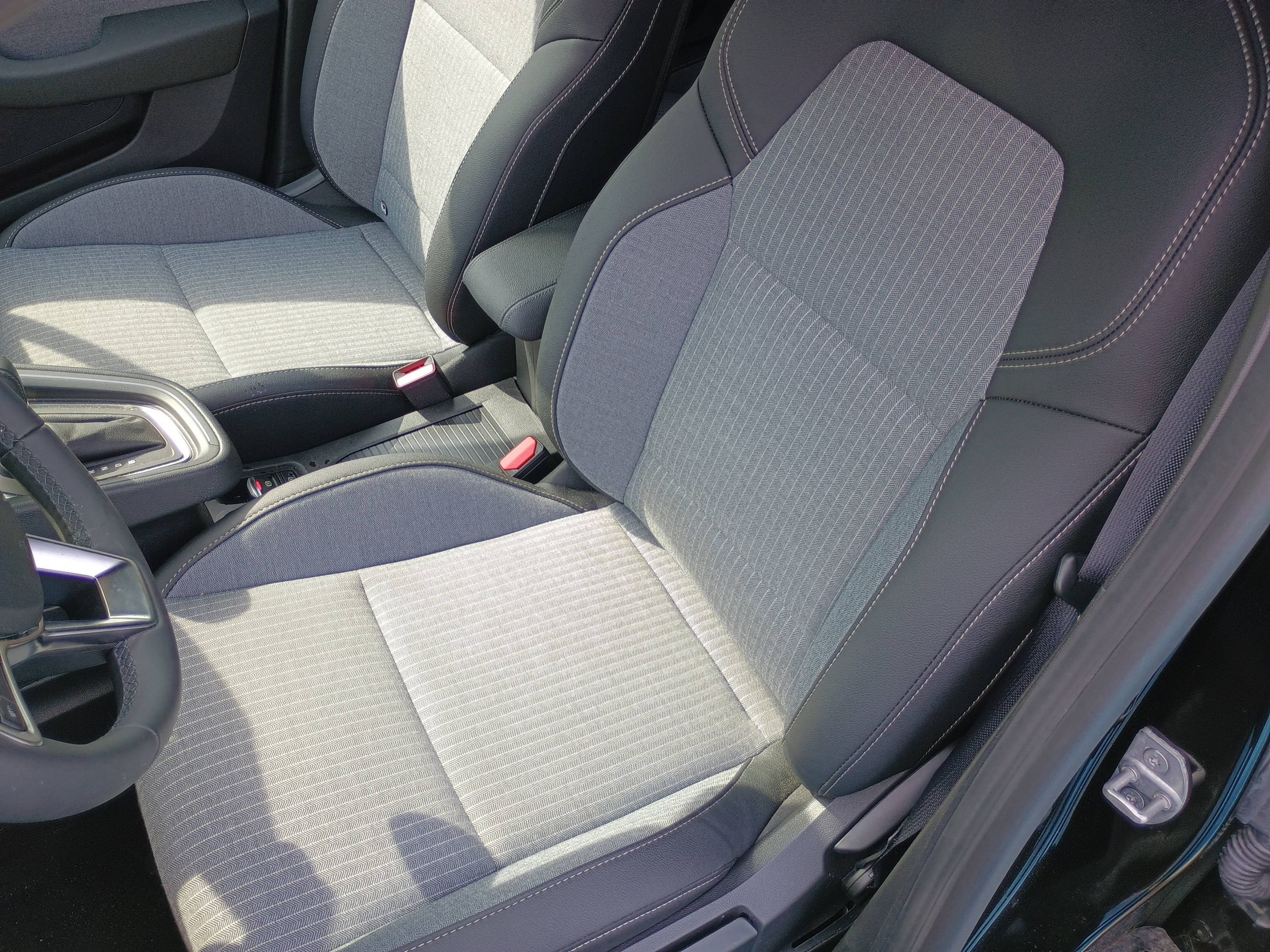 Vente en ligne Renault Clio 5 Clio E-Tech full hybrid 145 ch GSR2 au prix de 23 590 €