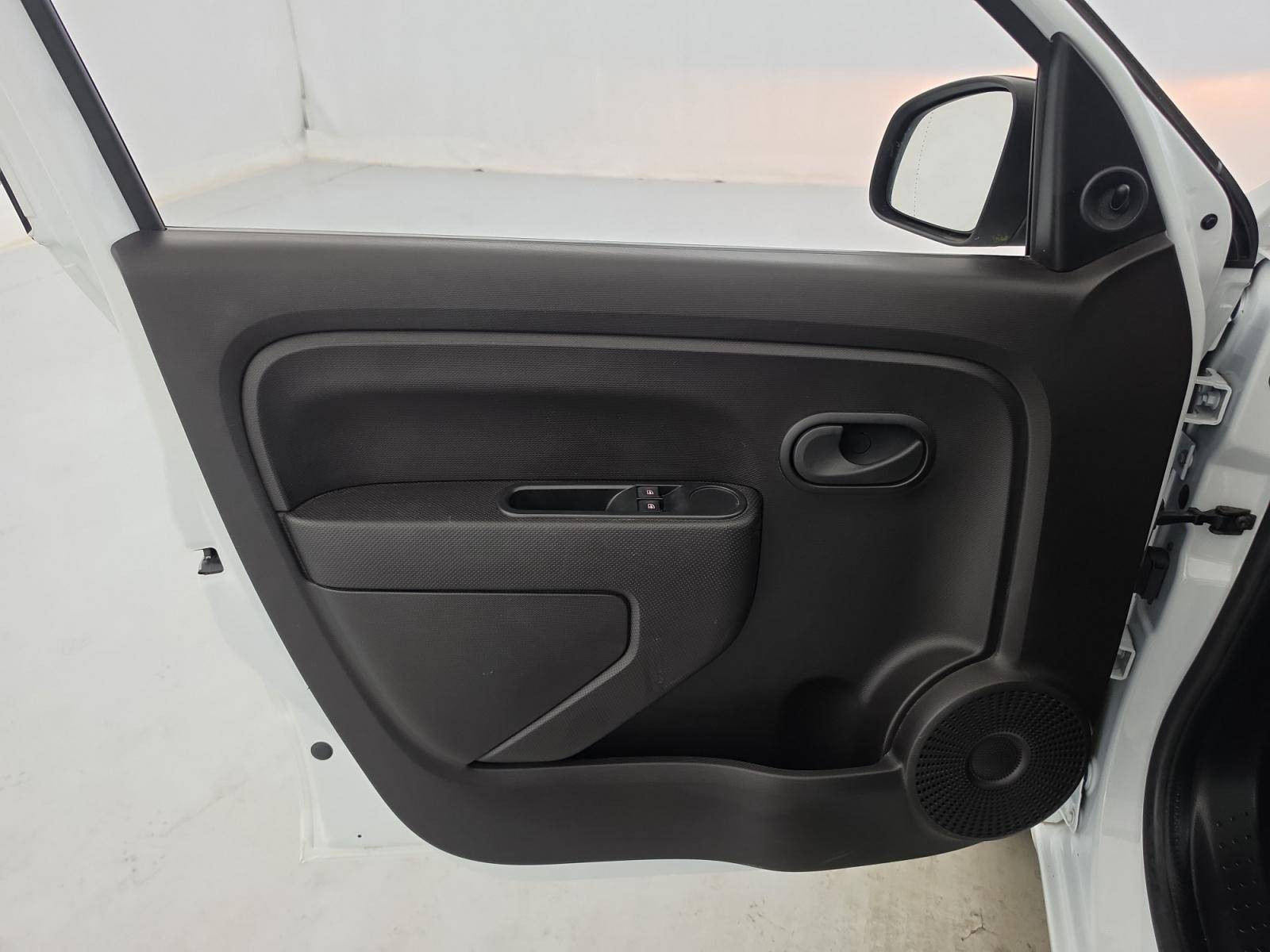 Vente en ligne Renault Twingo Electrique Twingo III E-Tech au prix de 11 490 €