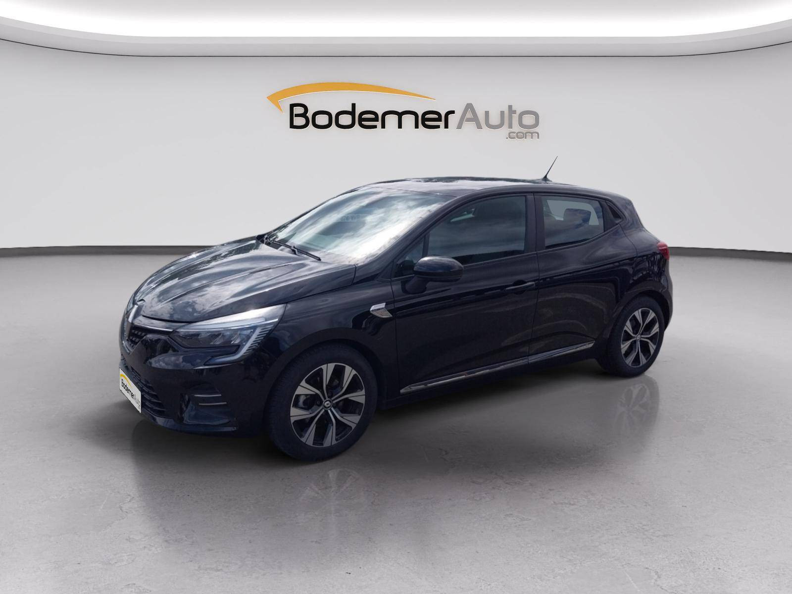 Renault Clio 5 Clio E-Tech 140 - 21N occasion de 2022 en vente à Quimper