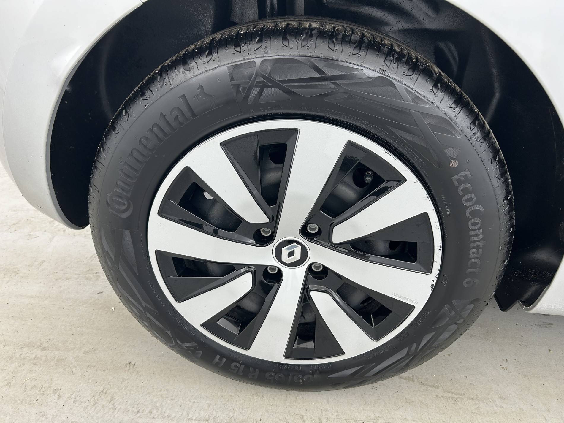 Vente en ligne Renault Clio 5 Clio TCe 90 au prix de 13 990 €