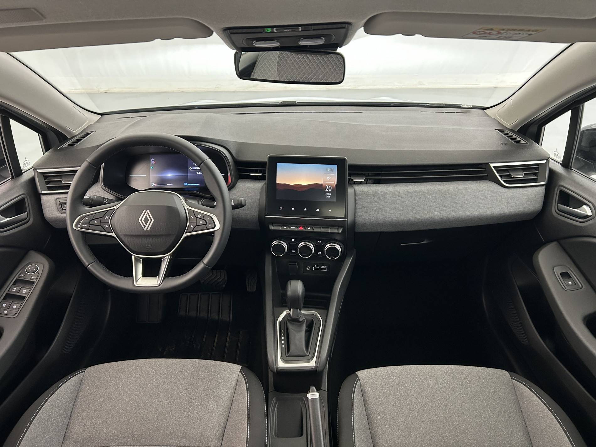 Vente en ligne Renault Clio 5 Clio E-Tech full hybrid 145 ch GSR2 au prix de 20 490 €