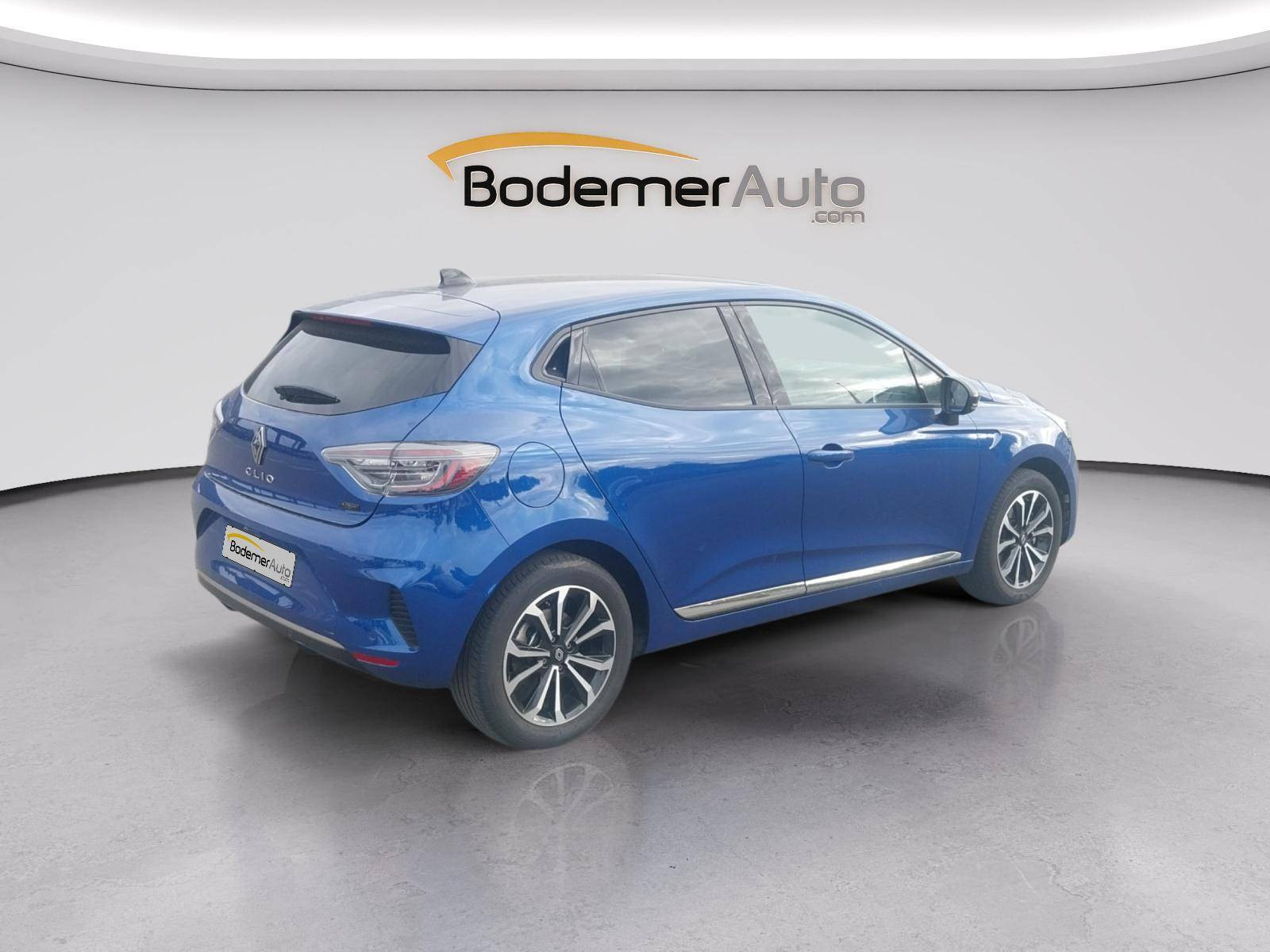 Vente en ligne Renault Clio 5 Clio E-Tech full hybrid 145 ch GSR2 au prix de 20 990 €