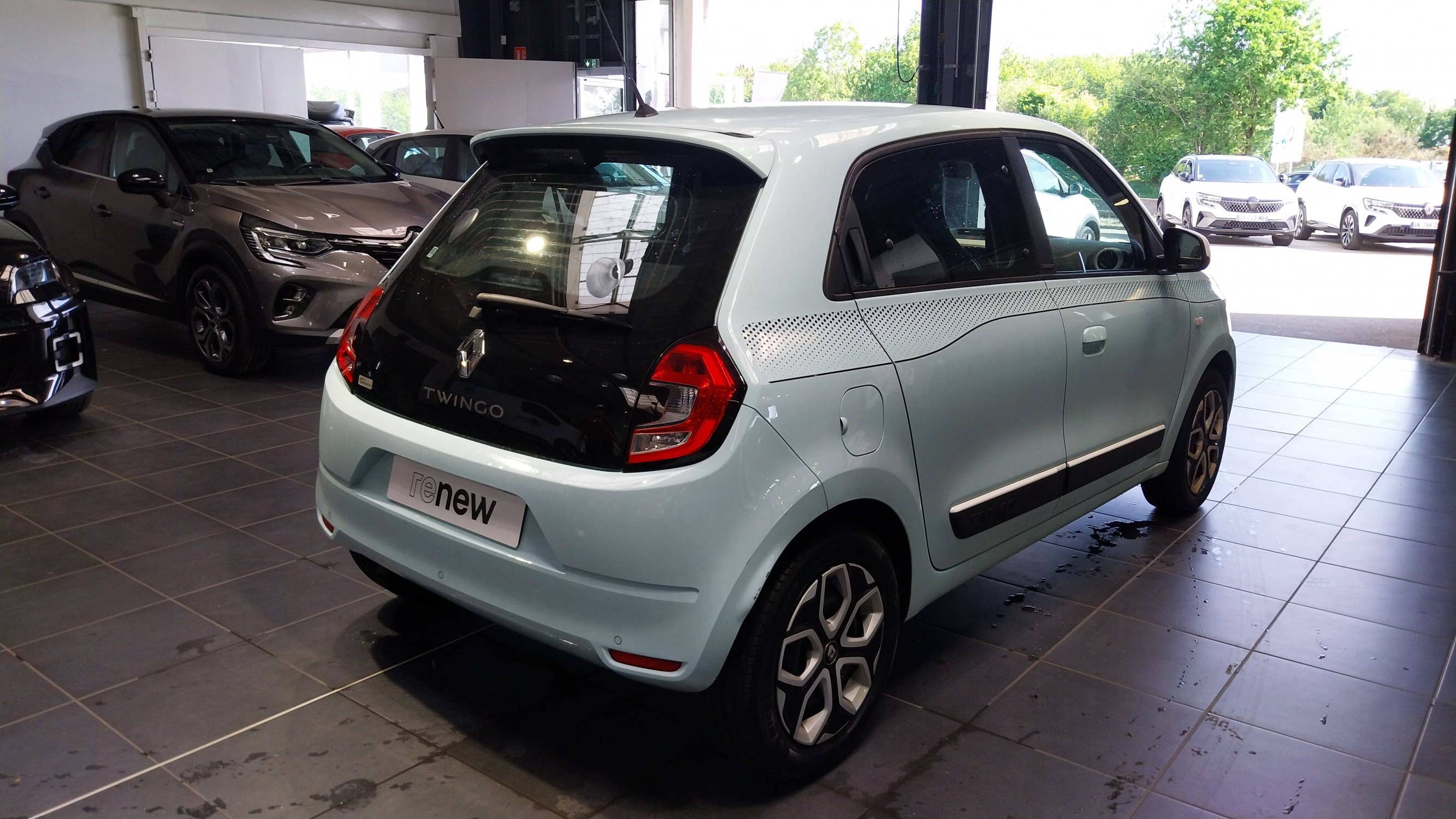 Vente en ligne Renault Twingo 3  SCe 65 - 21 au prix de 11 990 €