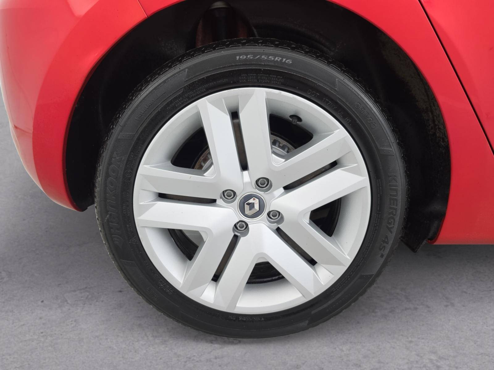 Vente en ligne Renault Clio 5 Clio Blue dCi 100 - 21N au prix de 13 490 €