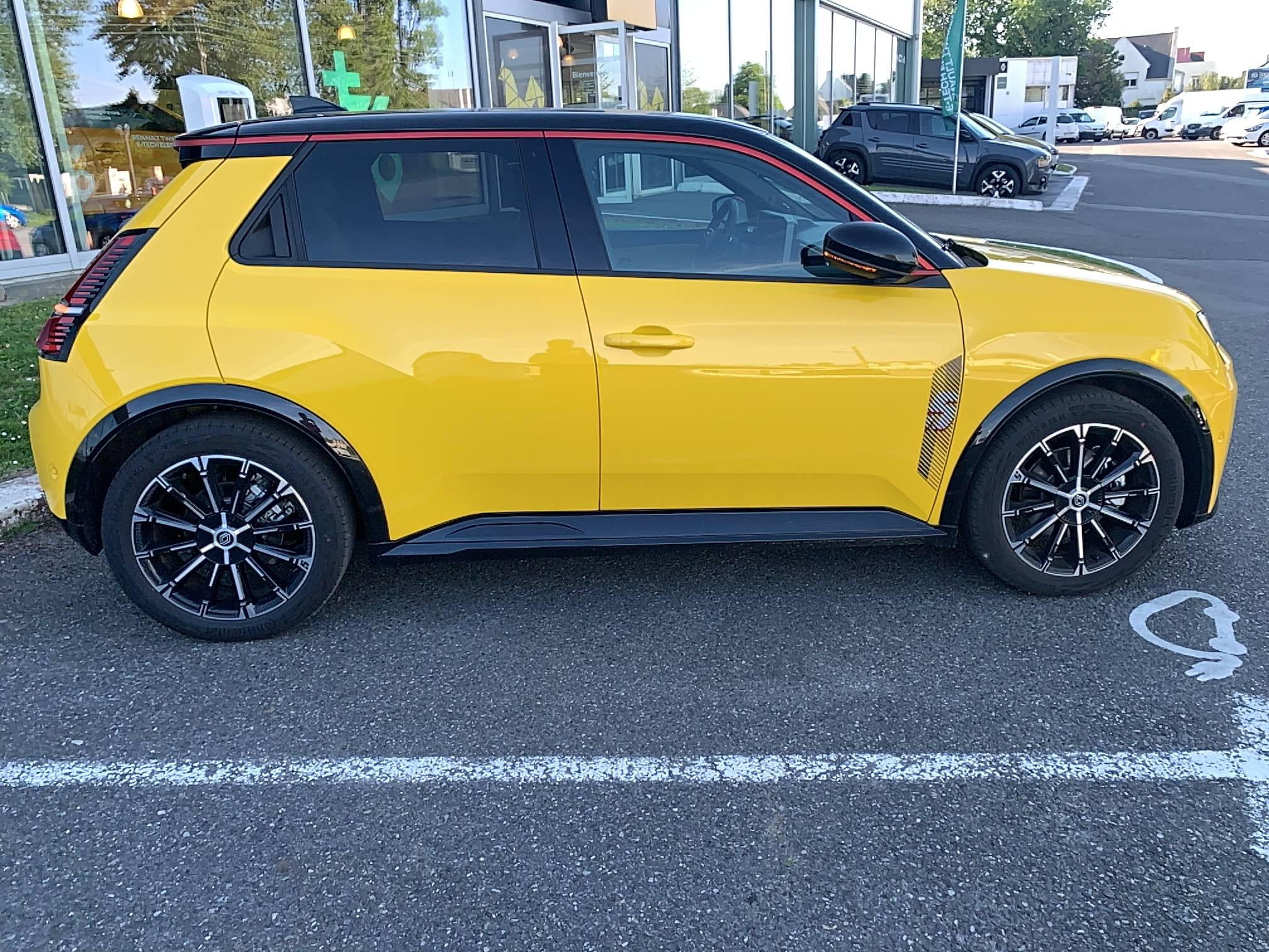 Vente en ligne Renault R5 E-Tech  150 ch autonomie confort au prix de 36 940 €