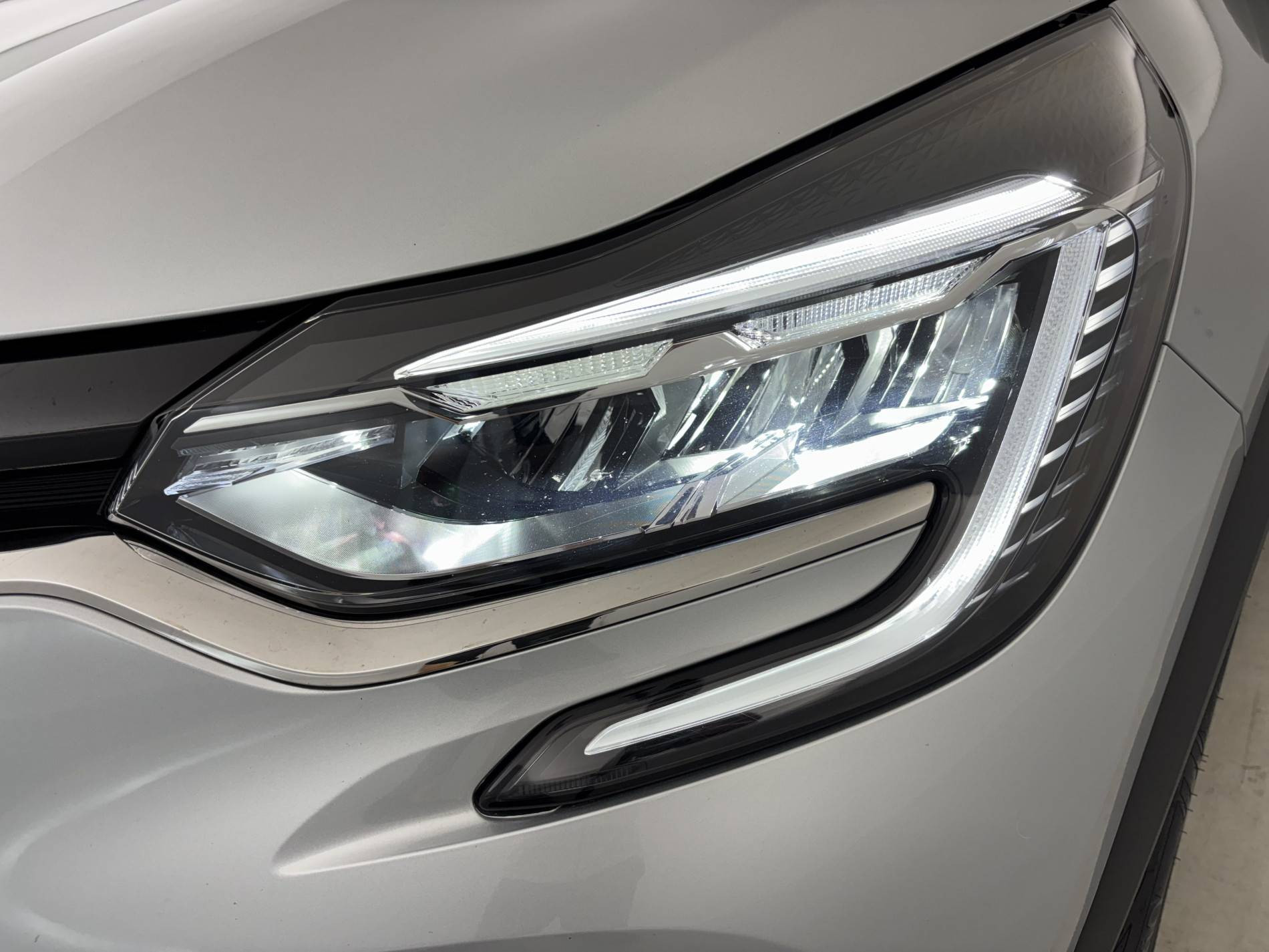 Vente en ligne Renault Captur  TCe 90 au prix de 16 990 €