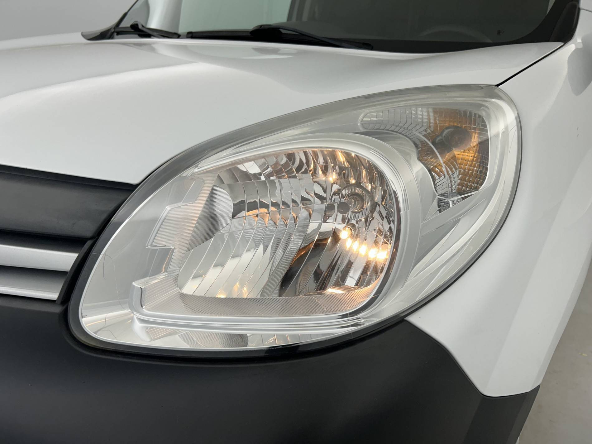 Vente en ligne Renault Kangoo Express  1.5 DCI 90 ENERGY au prix de 9 490 €