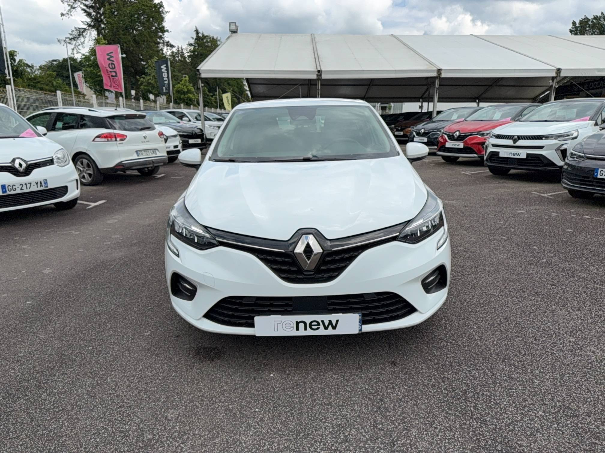 Vente en ligne Renault Clio 5 Clio E-Tech 140 - 21N au prix de 13 290 €