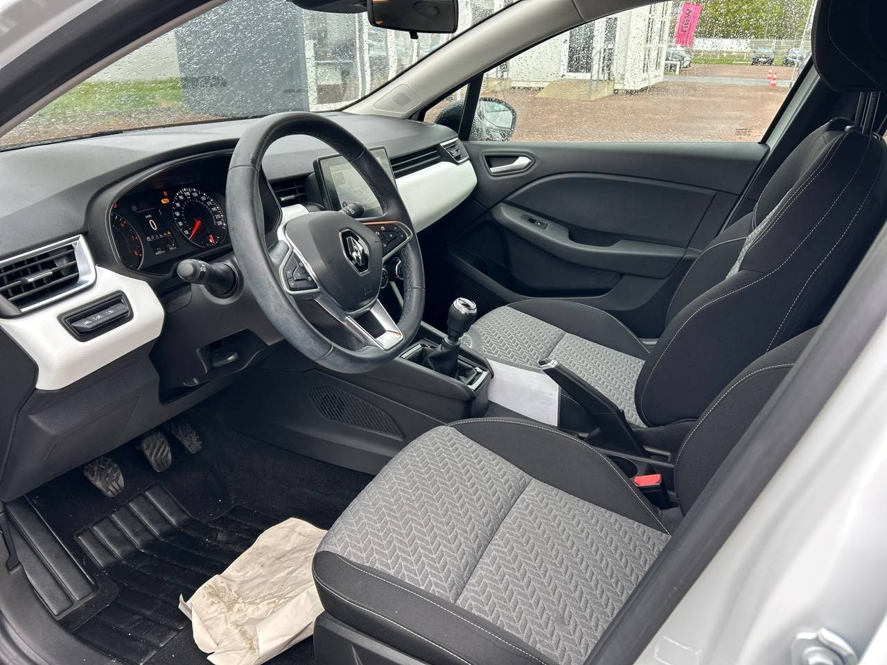 Vente en ligne Renault Clio 5 Clio TCe 90 au prix de 12 990 €