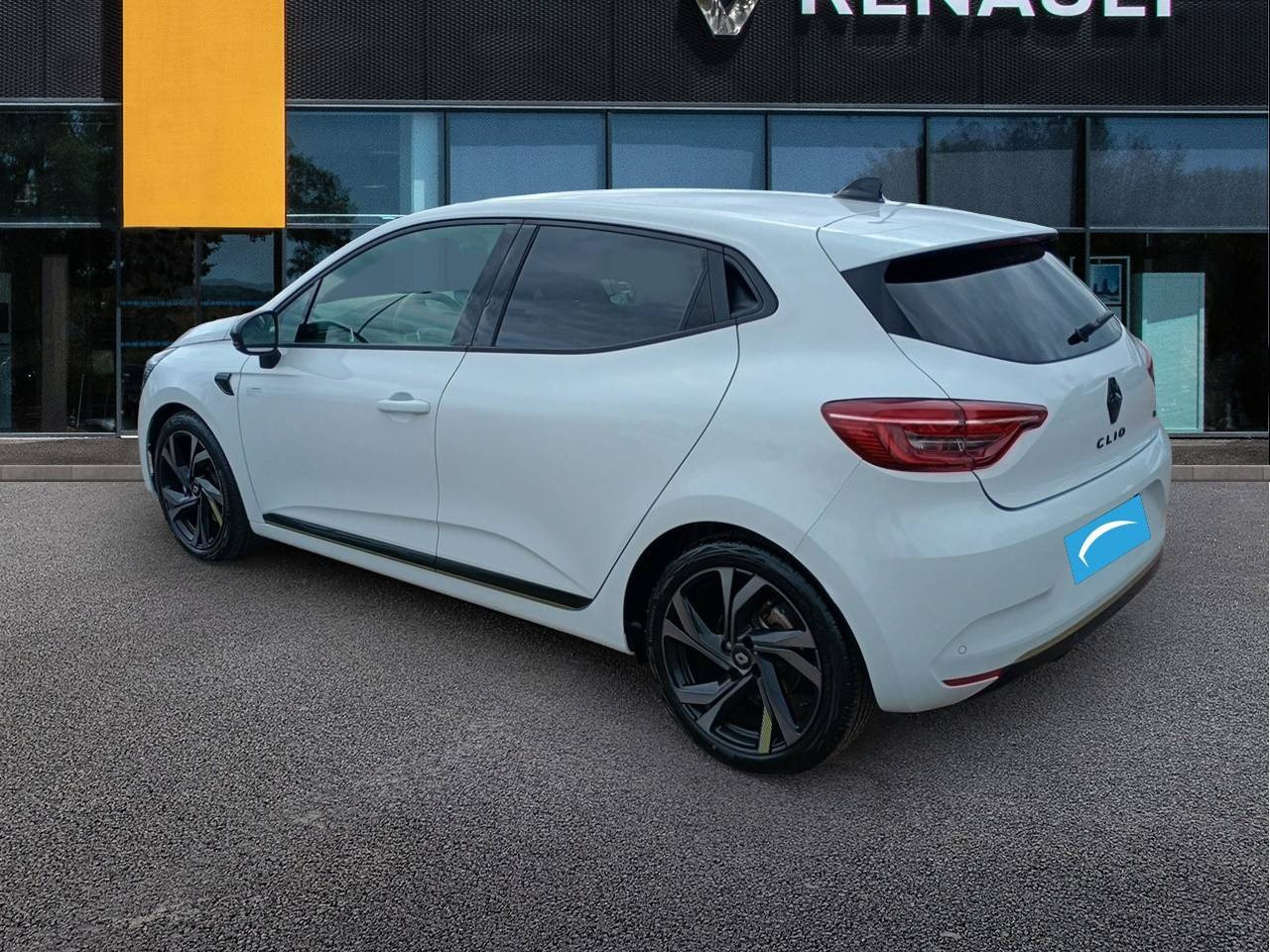 Vente en ligne Renault Clio 5 Clio E-Tech full hybrid 145 au prix de 19 790 €