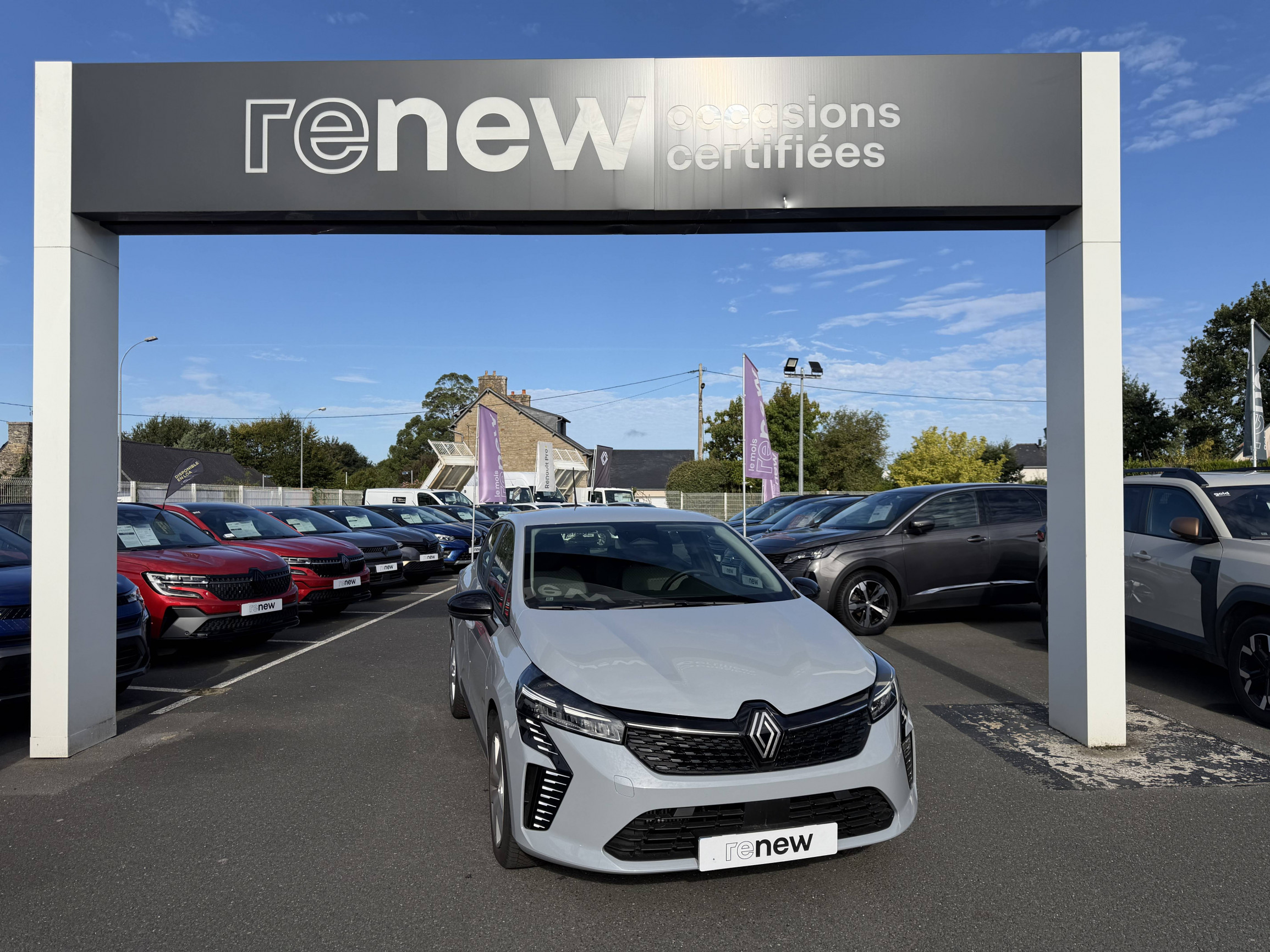 Renault Clio 5 Clio TCe 90 ch GSR2 occasion de 2025 en vente à Lannion