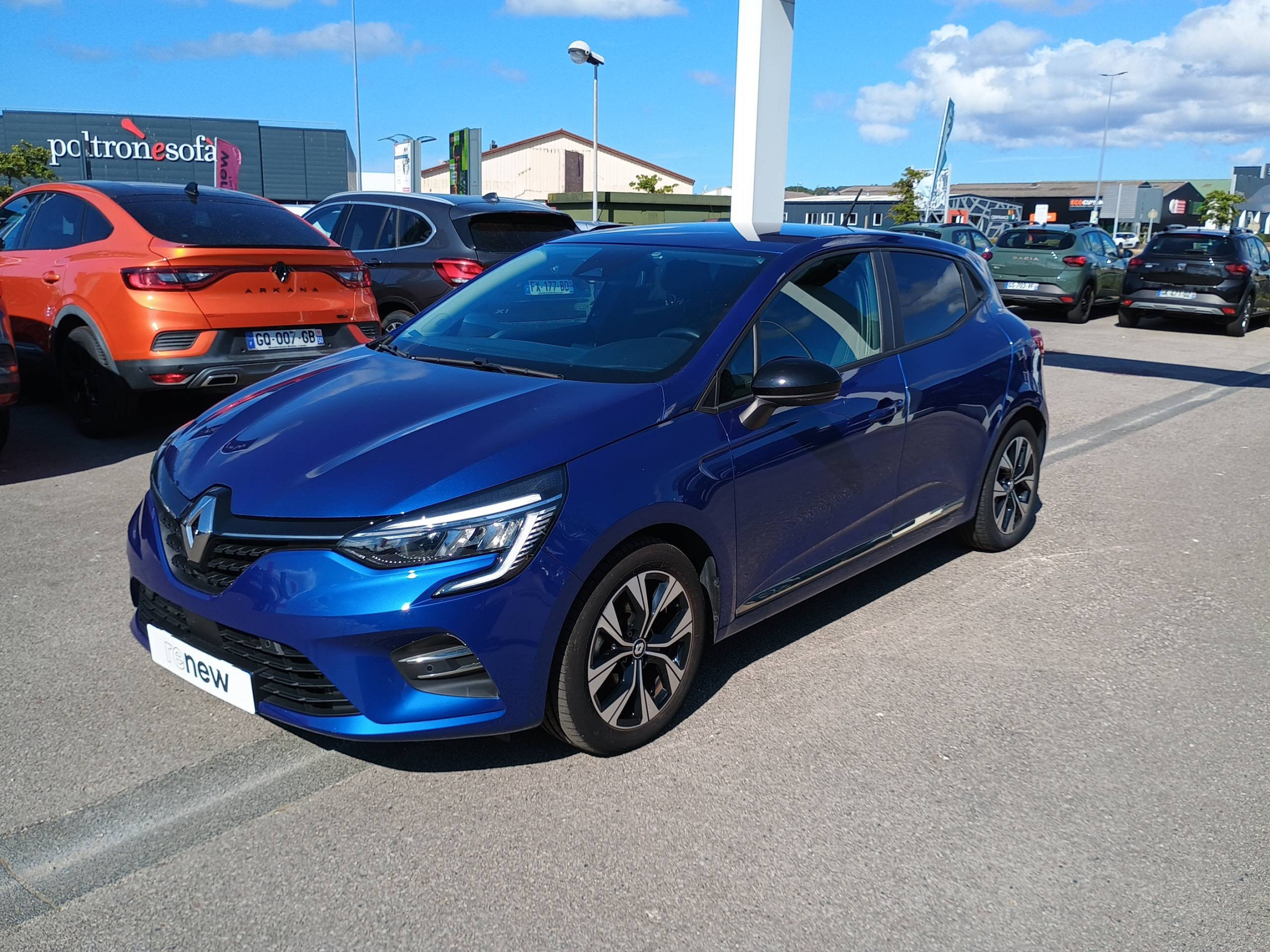 Renault Clio 5 Clio E-Tech full hybrid 145 occasion de 2023 en vente à Cherbourg