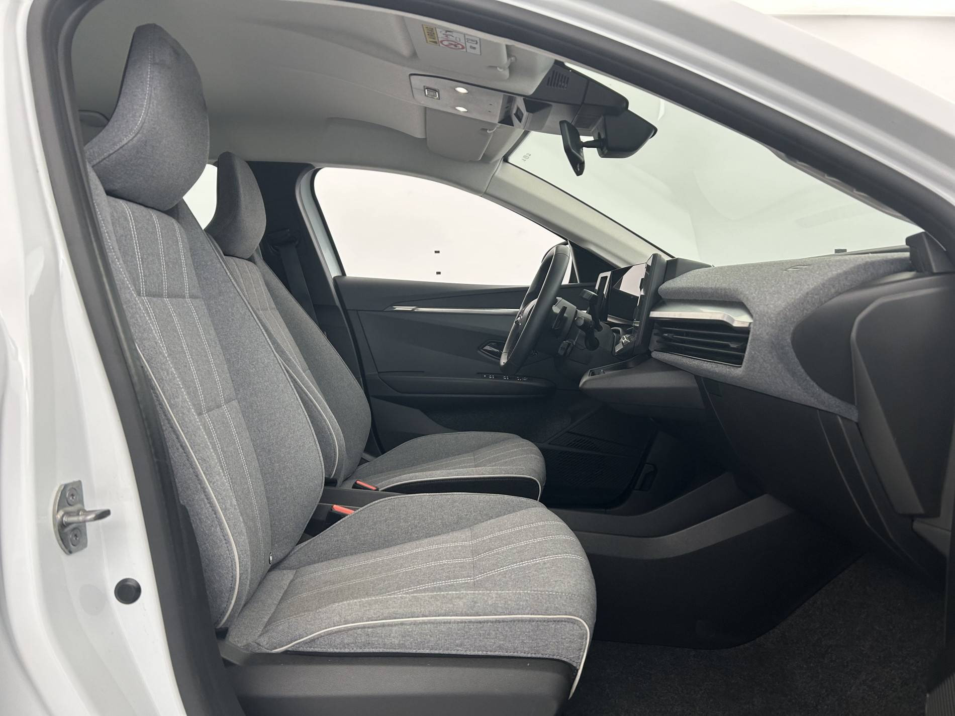 Vente en ligne Renault Megane E-Tech  EV40 130ch standard charge au prix de 18 790 €