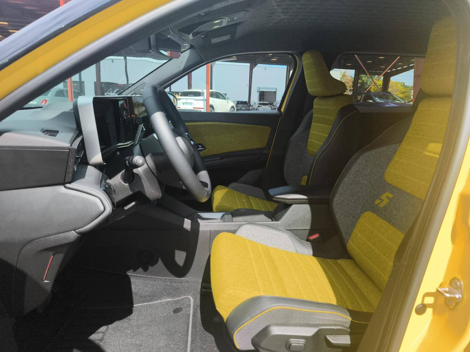 Vente en ligne Renault R5 E-Tech  150 ch autonomie confort au prix de 26 890 €