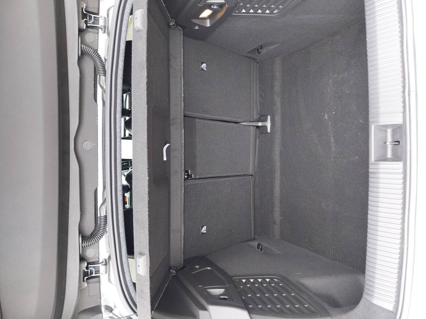 Vente en ligne Renault Scenic E-Tech Scenic E-Tech électrique 220 ch grande autonomie au prix de 46 990 €