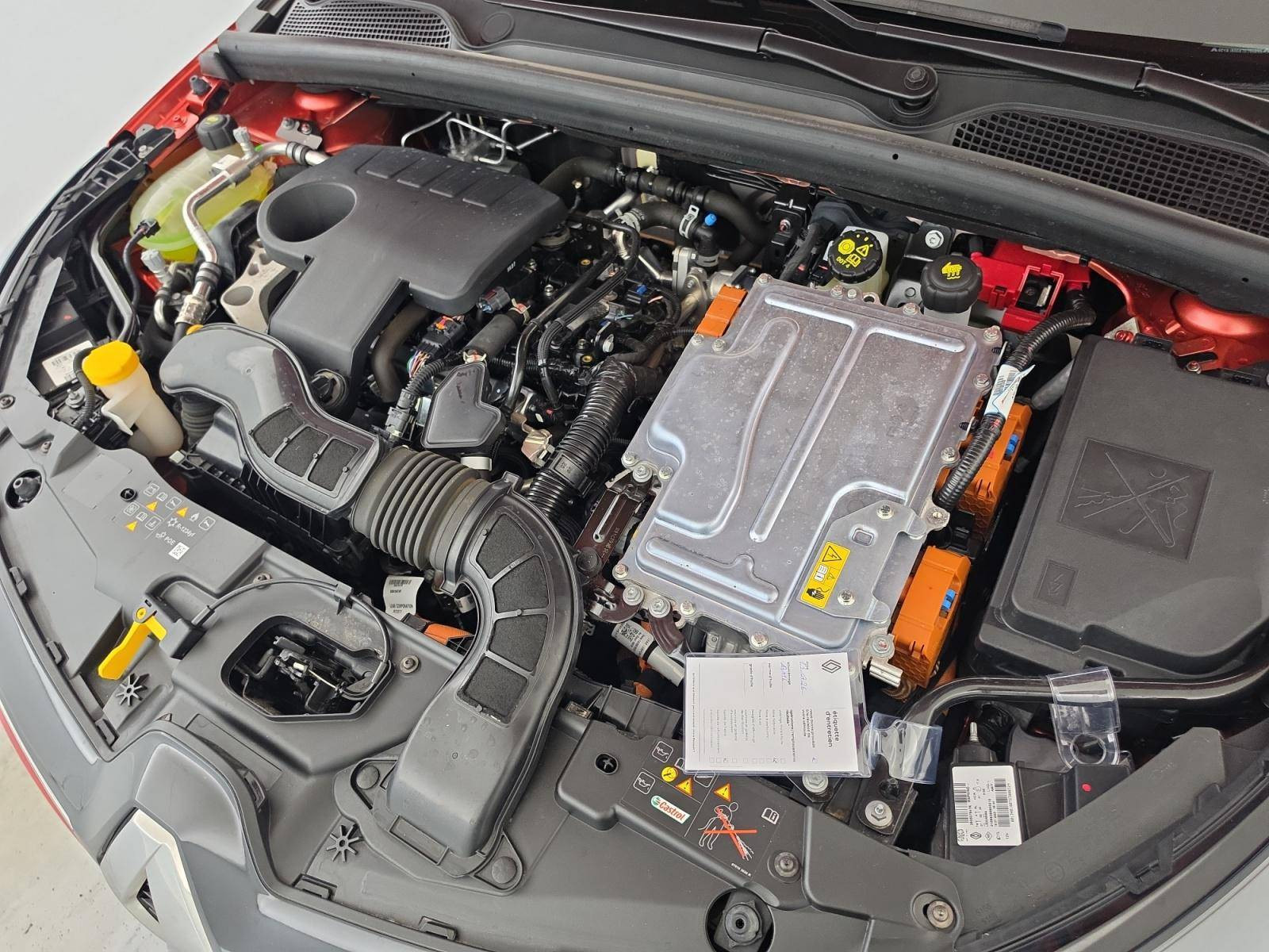 Vente en ligne Renault Clio 5 Clio E-Tech full hybrid 145 au prix de 17 990 €