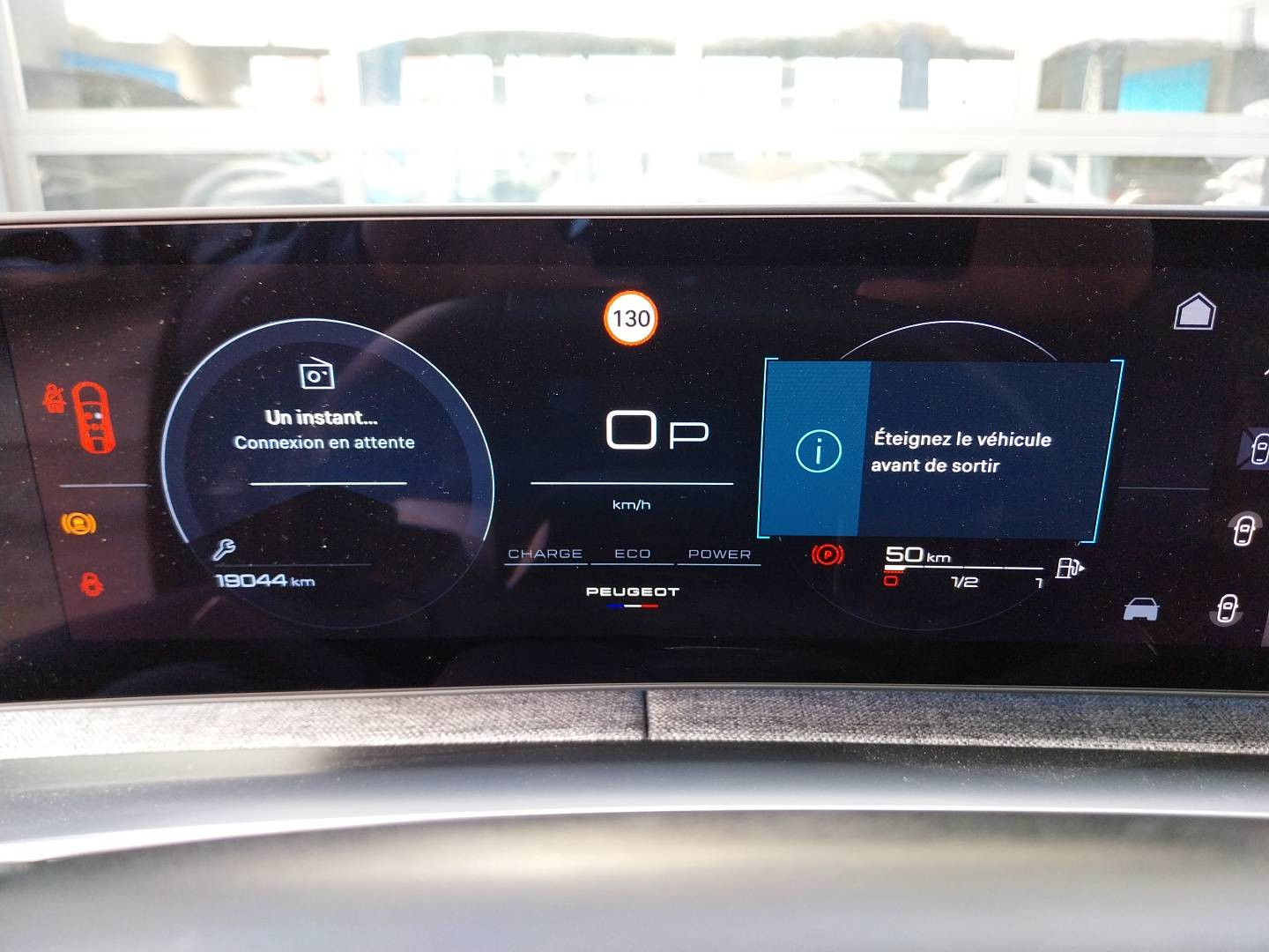 Vente en ligne Peugeot 3008  Hybrid 136 e-DCS6 au prix de 28 490 €