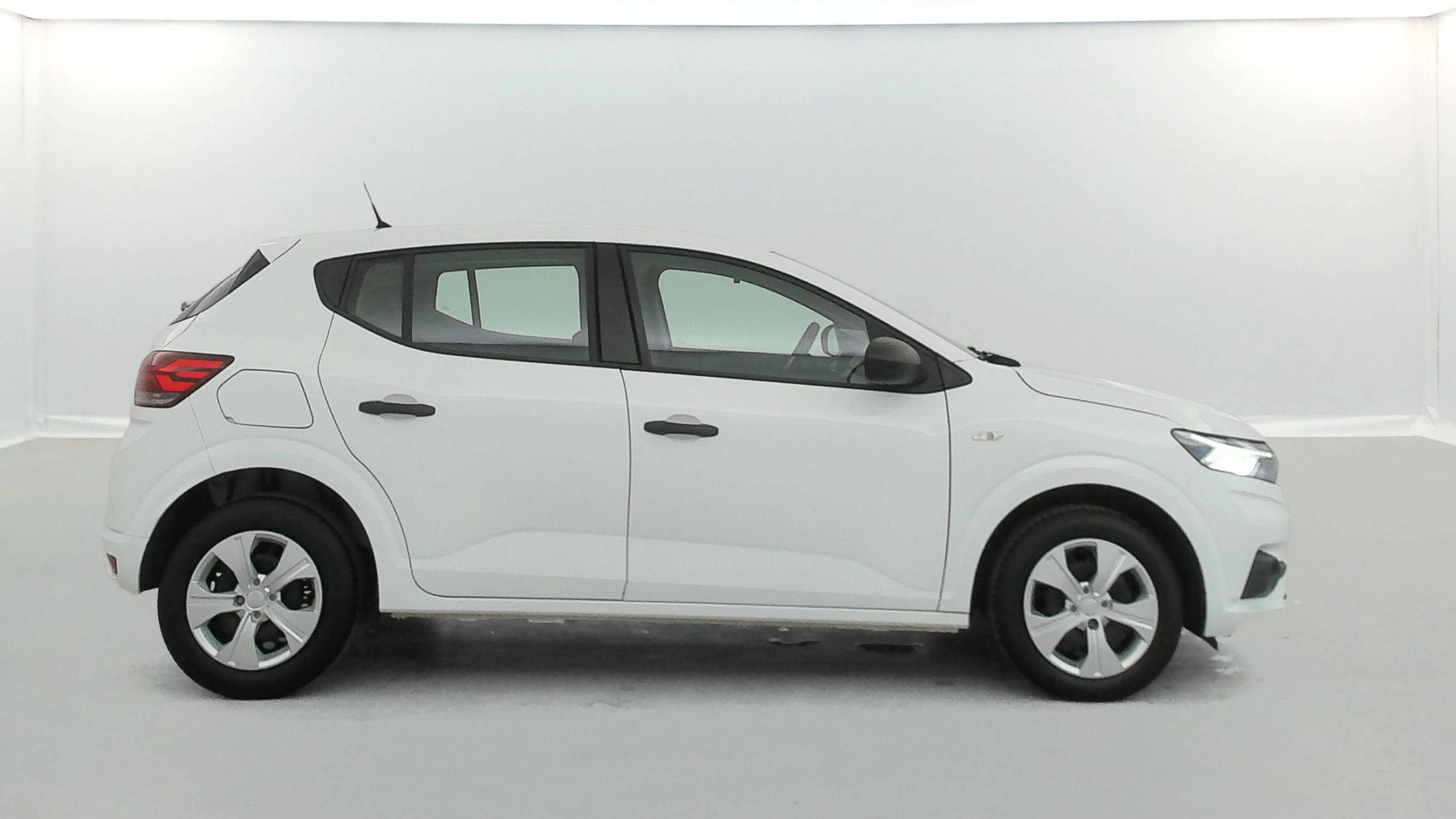 Vente en ligne Dacia Sandero  ECO-G 100 au prix de 11 290 €