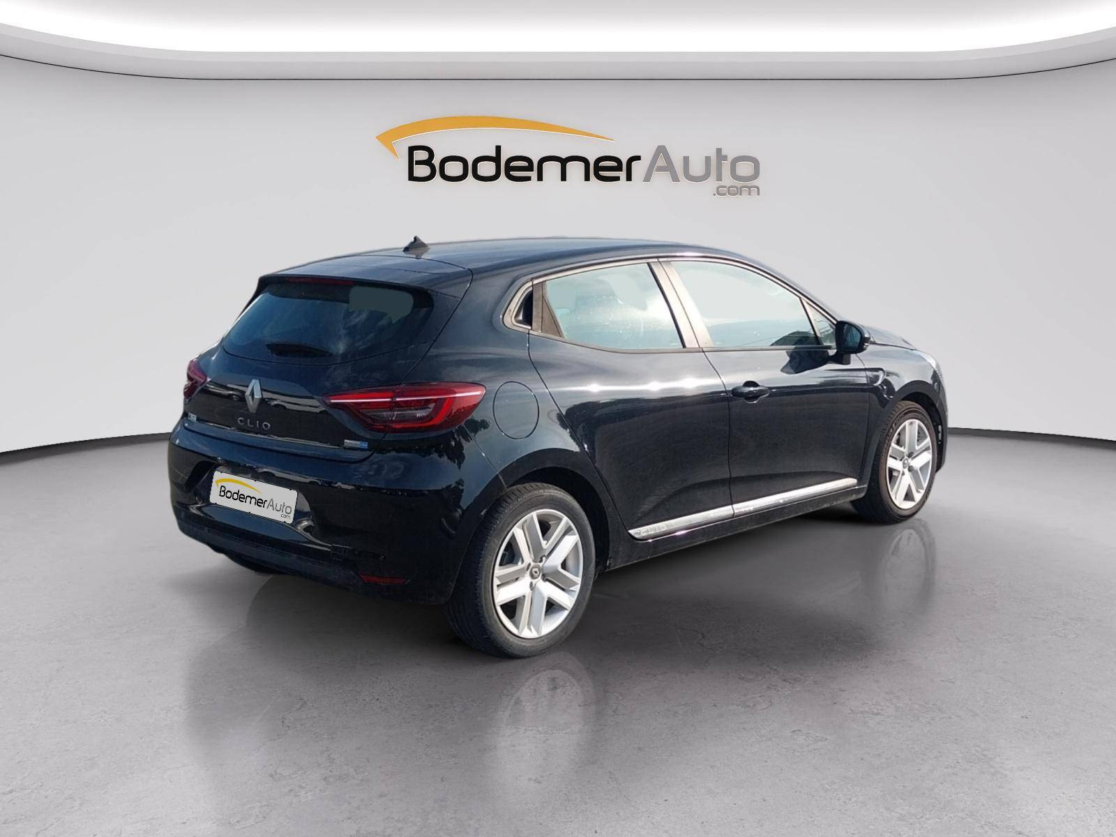 Vente en ligne Renault Clio 5 Clio E-Tech 140 - 21N au prix de 16 990 €