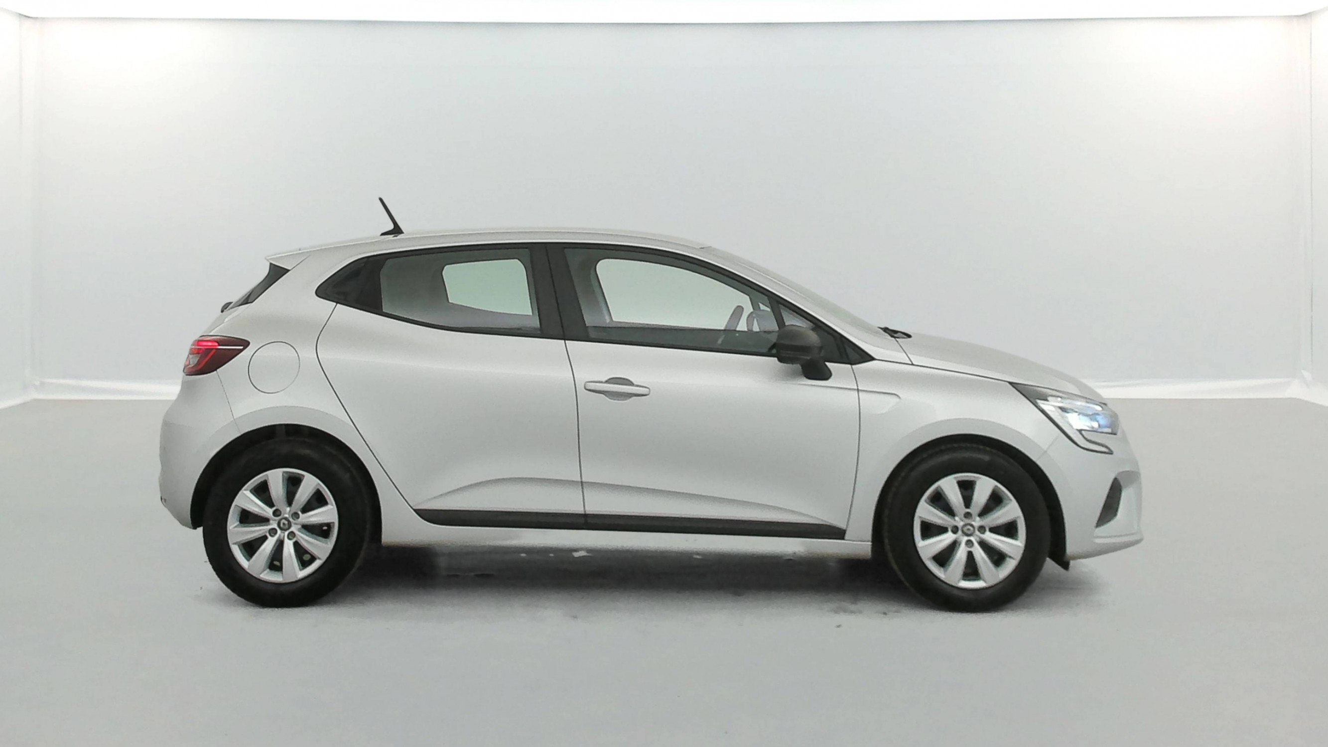 Vente en ligne Renault Clio 5 Clio SCe 75 au prix de 11 490 €