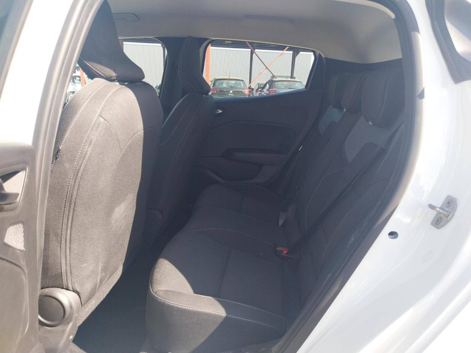 Vente en ligne Renault Clio 5 Clio E-Tech full hybrid 145 ch GSR2 au prix de 19 490 €