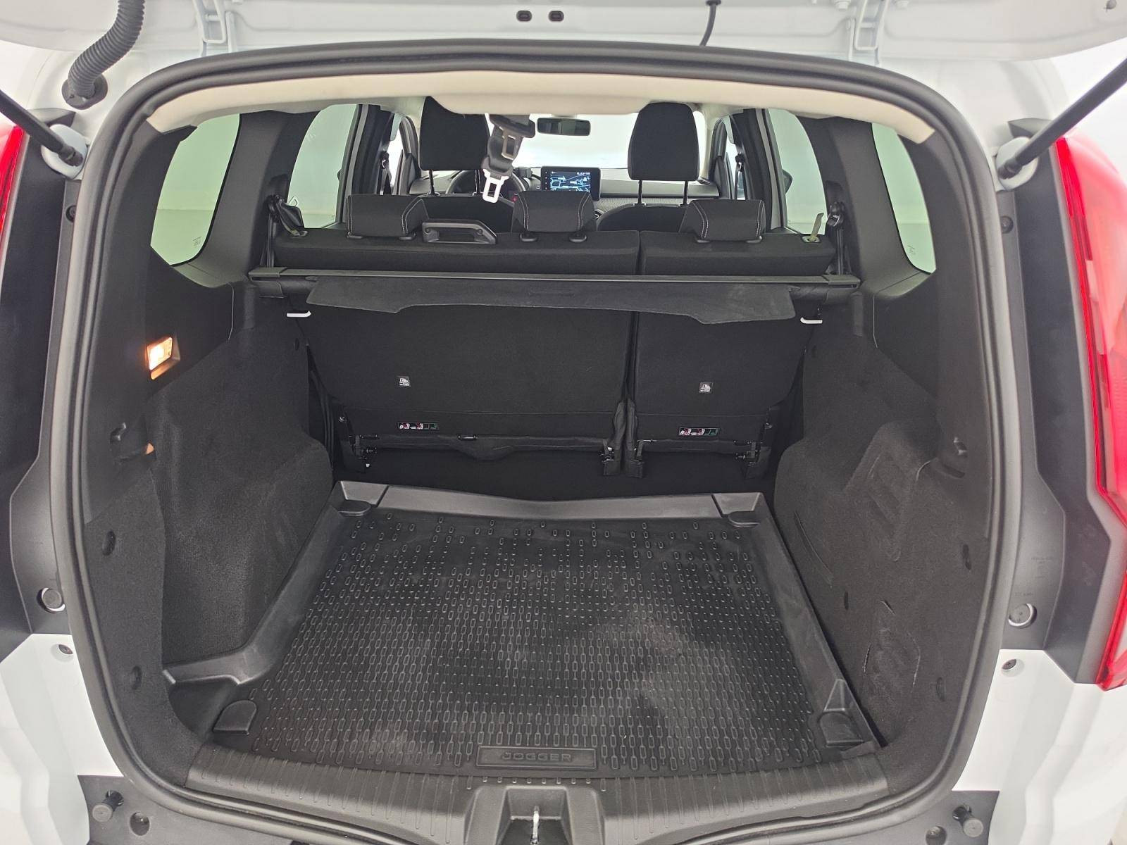 Vente en ligne Dacia Jogger  Hybrid 140 5 places au prix de 22 990 €