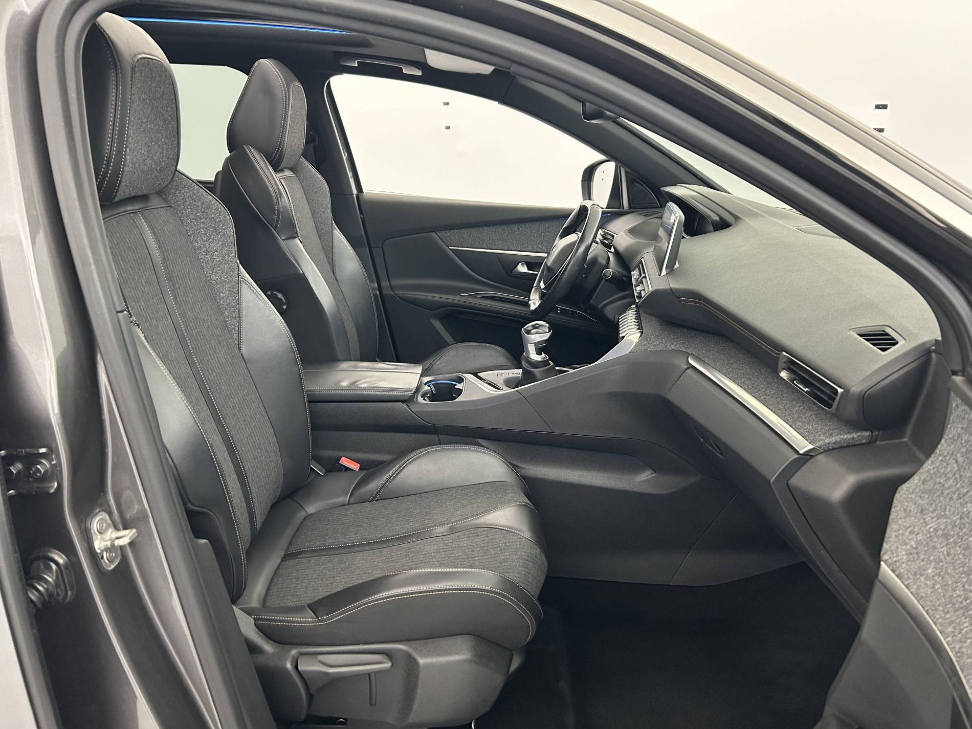 Vente en ligne Peugeot 5008  1.5 BlueHDi 130ch S&S BVM6 au prix de 17 500 €