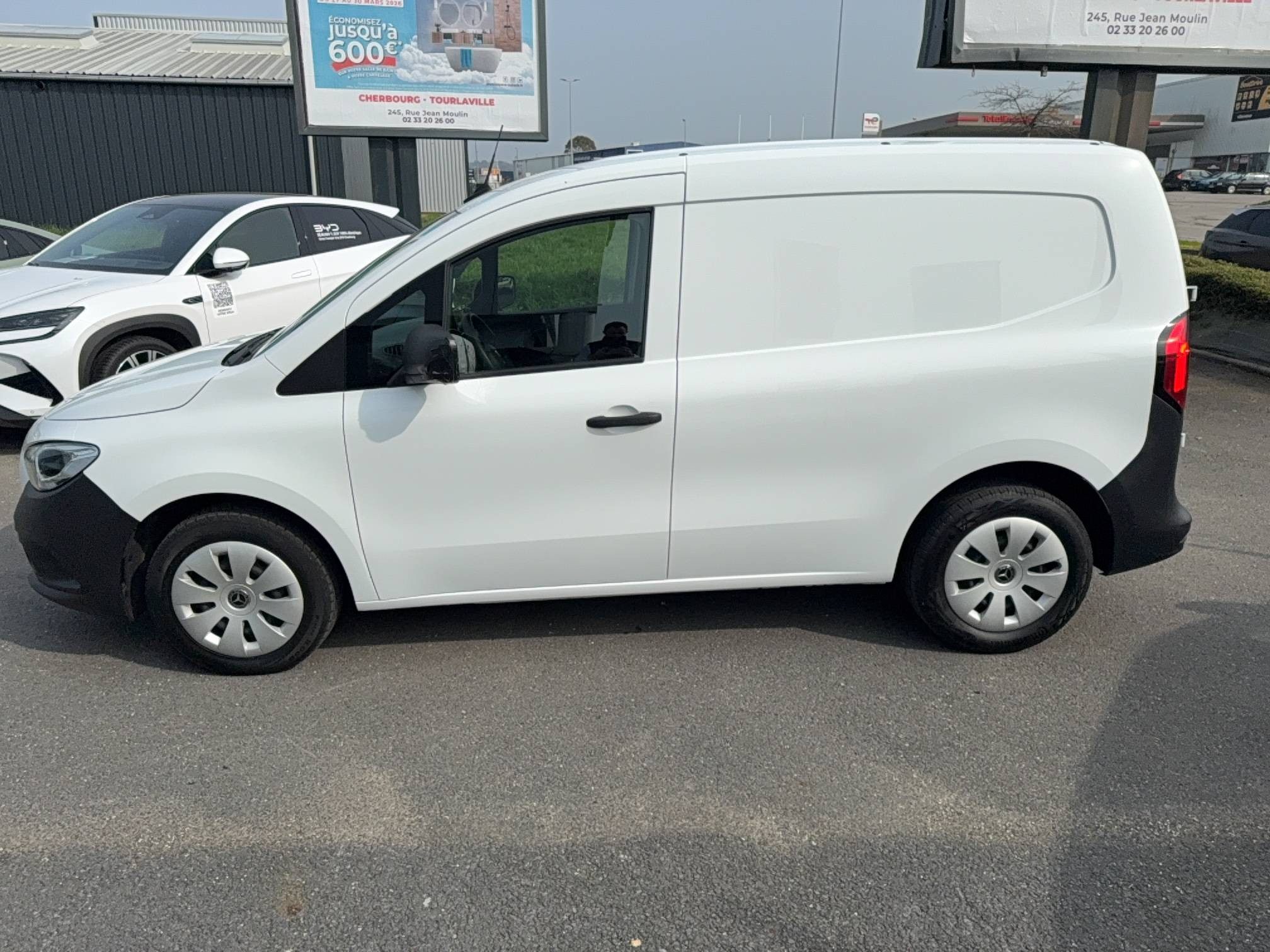 Vente en ligne Mercedes Citan Fourgon CITAN FGN 112 CDI LONG au prix de 18 990 €