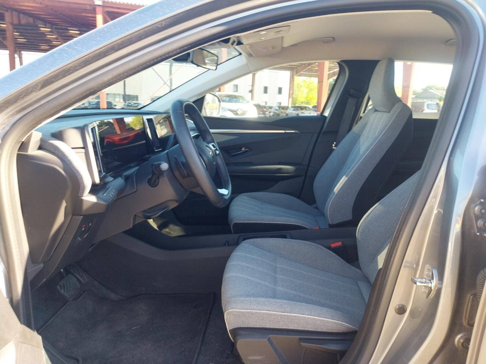 Vente en ligne Renault Megane E-Tech  EV40 130ch standard charge au prix de 19 990 €