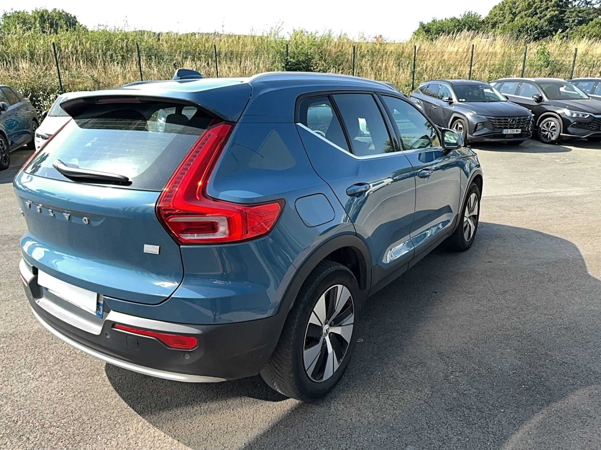 Vente en ligne Volvo XC40  T4 Recharge 129+82 ch DCT7 au prix de 26 460 €