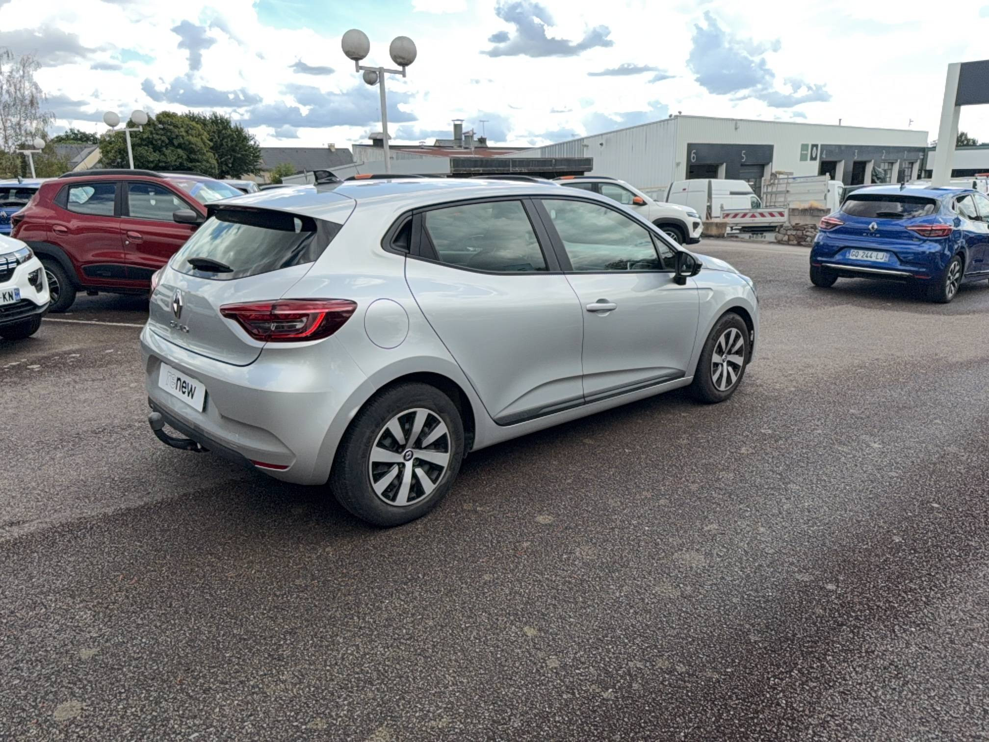 Vente en ligne Renault Clio 5 Clio TCe 90 au prix de 13 390 €