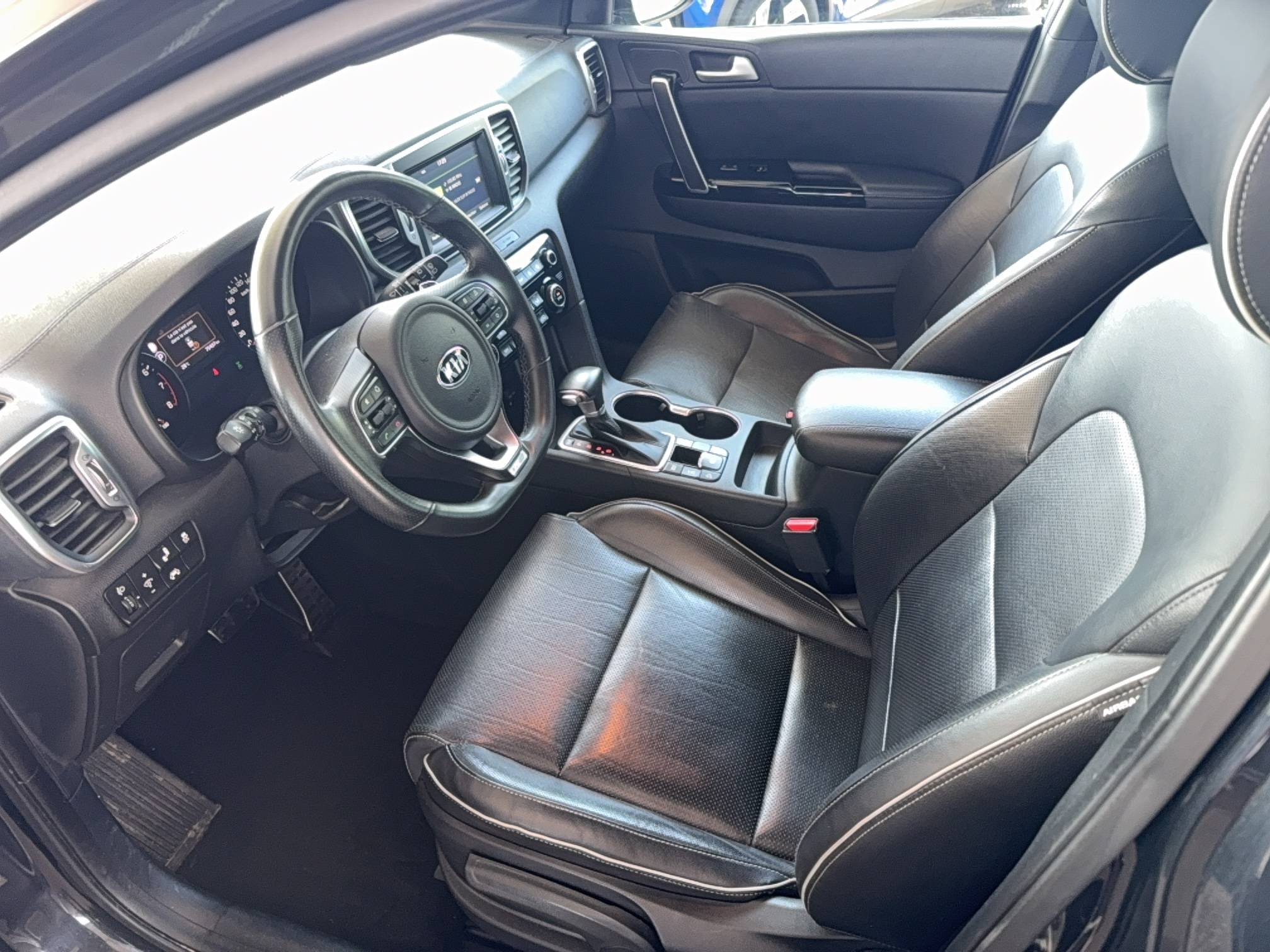 Vente en ligne Kia Sportage  1.6 T-GDi 177 4x4 DCT7 au prix de 17 790 €