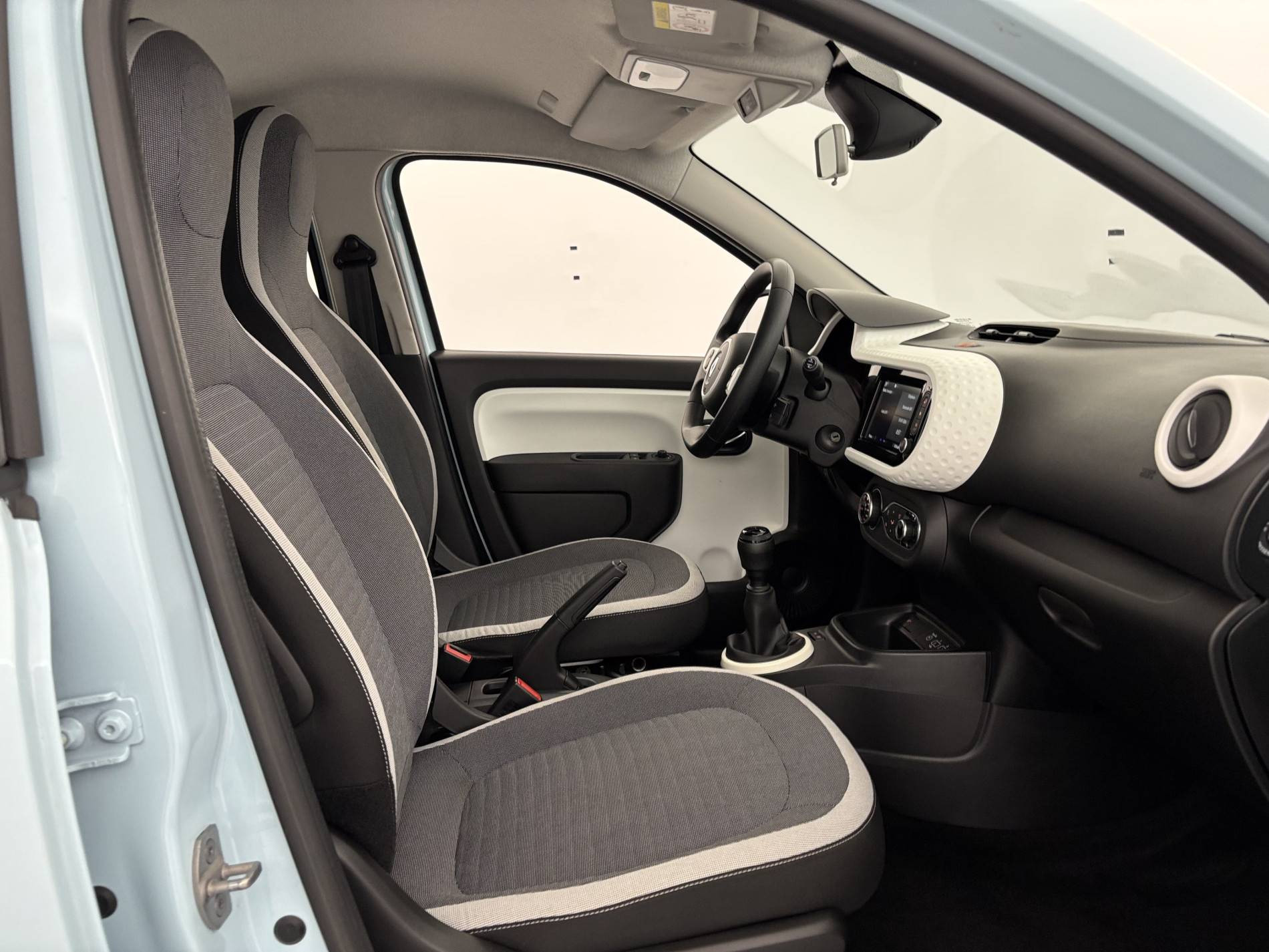 Vente en ligne Renault Twingo 3  SCe 65 - 21 au prix de 11 990 €
